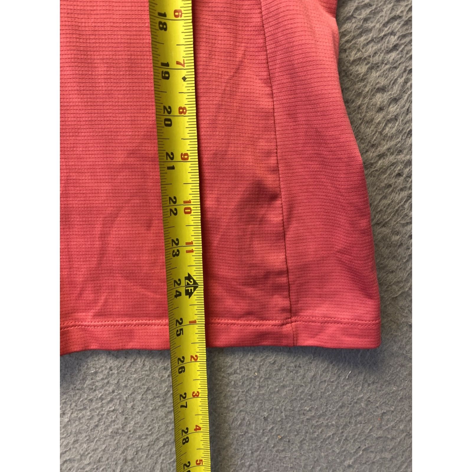 Puma PUMA Women Pullover Polo Shirt 1/4 Button Short Sleeve Logo Coral Size L 52-59 Regular Fit Casual Sleeve Size L / US 10 / IT 46 - 6 Thumbnail