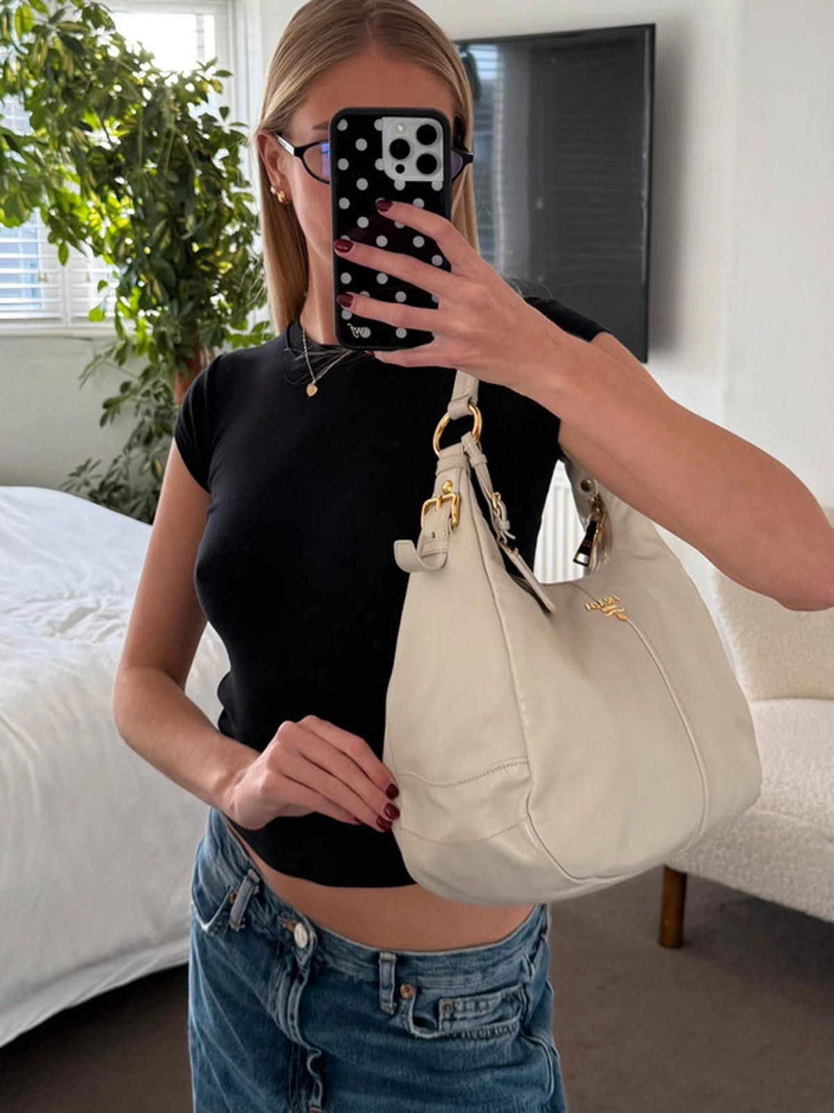 Prada Prada Vitello Daino Hobo Bag Size ONE SIZE - 4 Thumbnail