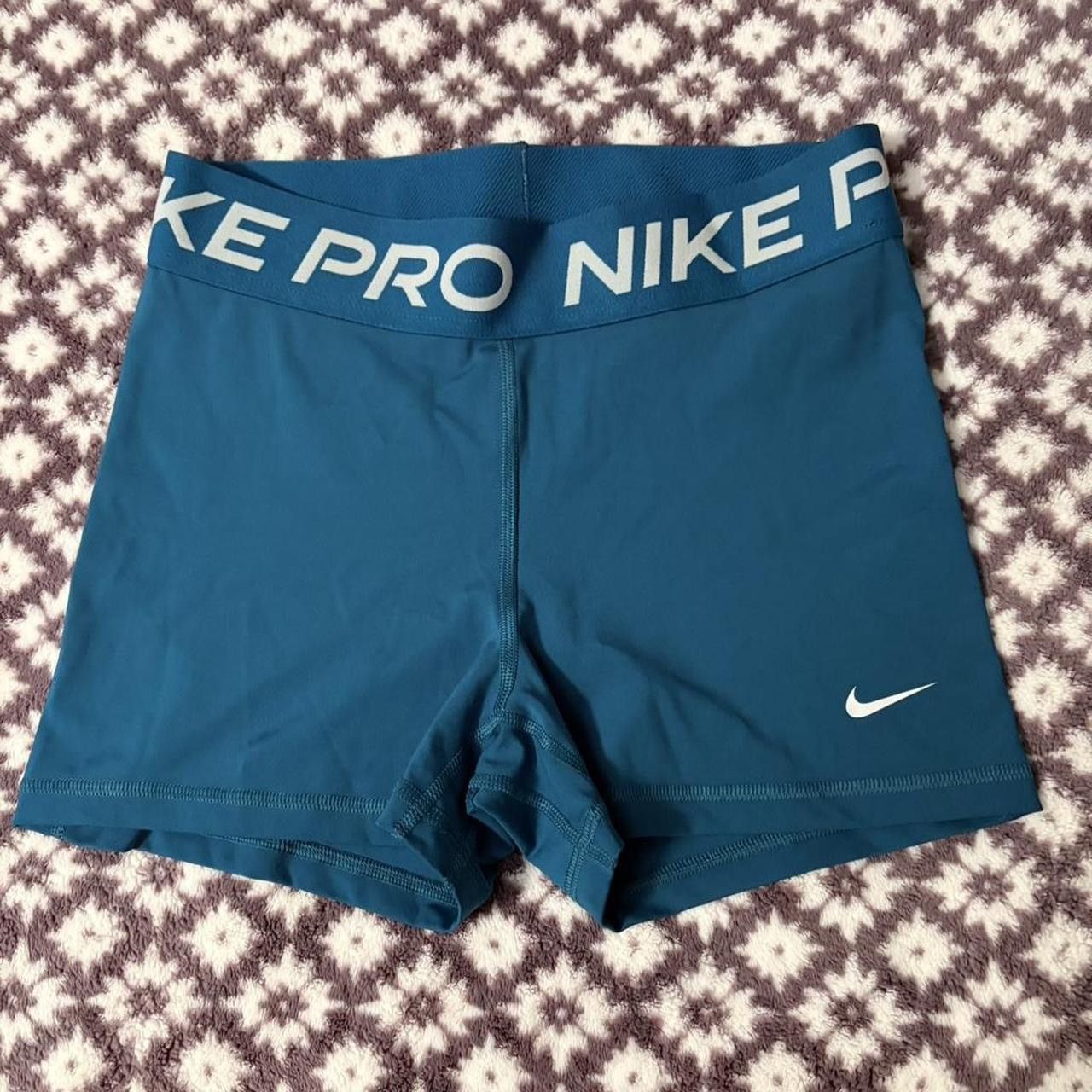 Nike Nike blue pro shorts Size 28" / US 6 / IT 42 - 1 Thumbnail