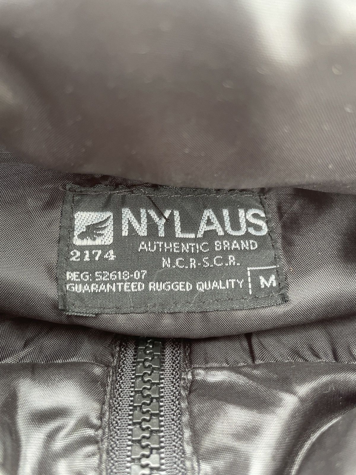 Japanese Brand 2000s Japanese arcive Fur Puffer Jacket Nylaus Black Gothic Size US L / EU 52-54 / 3 - 4 Thumbnail