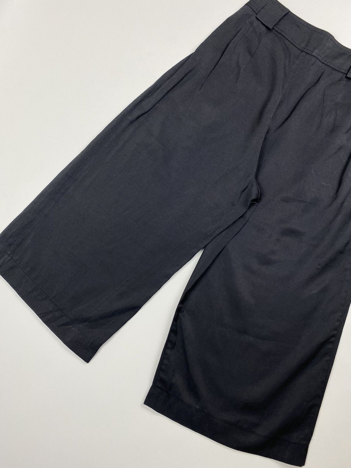 Helmut Lang Helmut Lang ladies wide leg cropped pants trousers Size 26" / US 2 / IT 38 - 20 Thumbnail