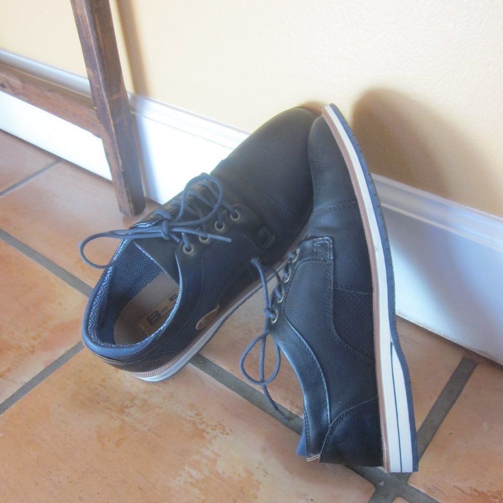 Bullboxer B-52 By Bullboxer Timo Cap Toe Oxford Size 8 Size US 8.5 / IT 38.5 - 11 Thumbnail