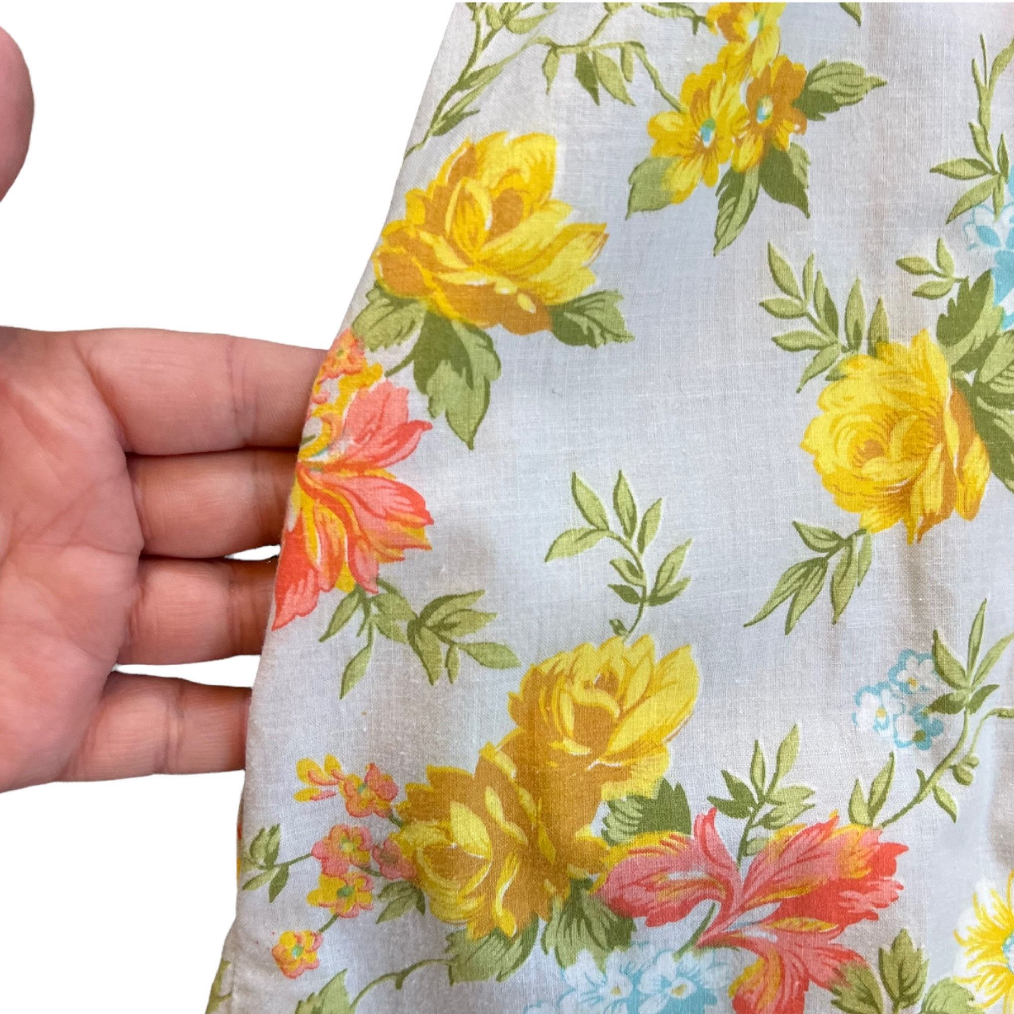 Vintage Vintage Bold Novelty Floral Print Pillowcase Midi Skirt Pock Size 24" / US 00 / IT 34 - 4 Thumbnail