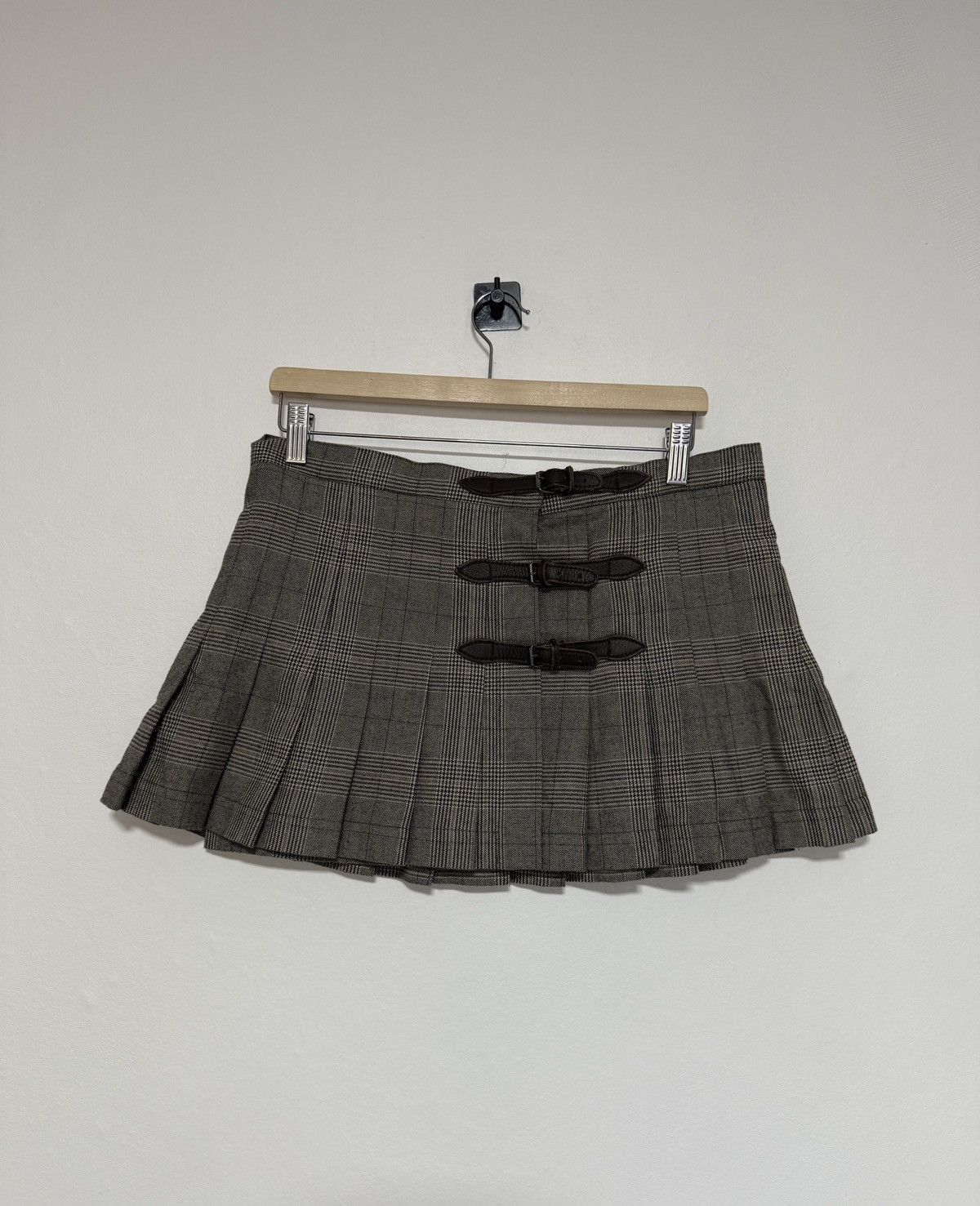 ミニスカート BURBERRY Women Skirts 8025832 A7028 BROWN Burberry BURBERRY Women Skirts 8025832 A7028 BROWN | Grailed