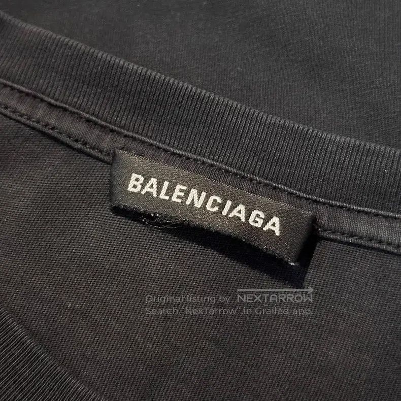 Balenciaga Balenciaga Short Sleeve T-Shirt Size US L / EU 52-54 / 3 - 4 Thumbnail