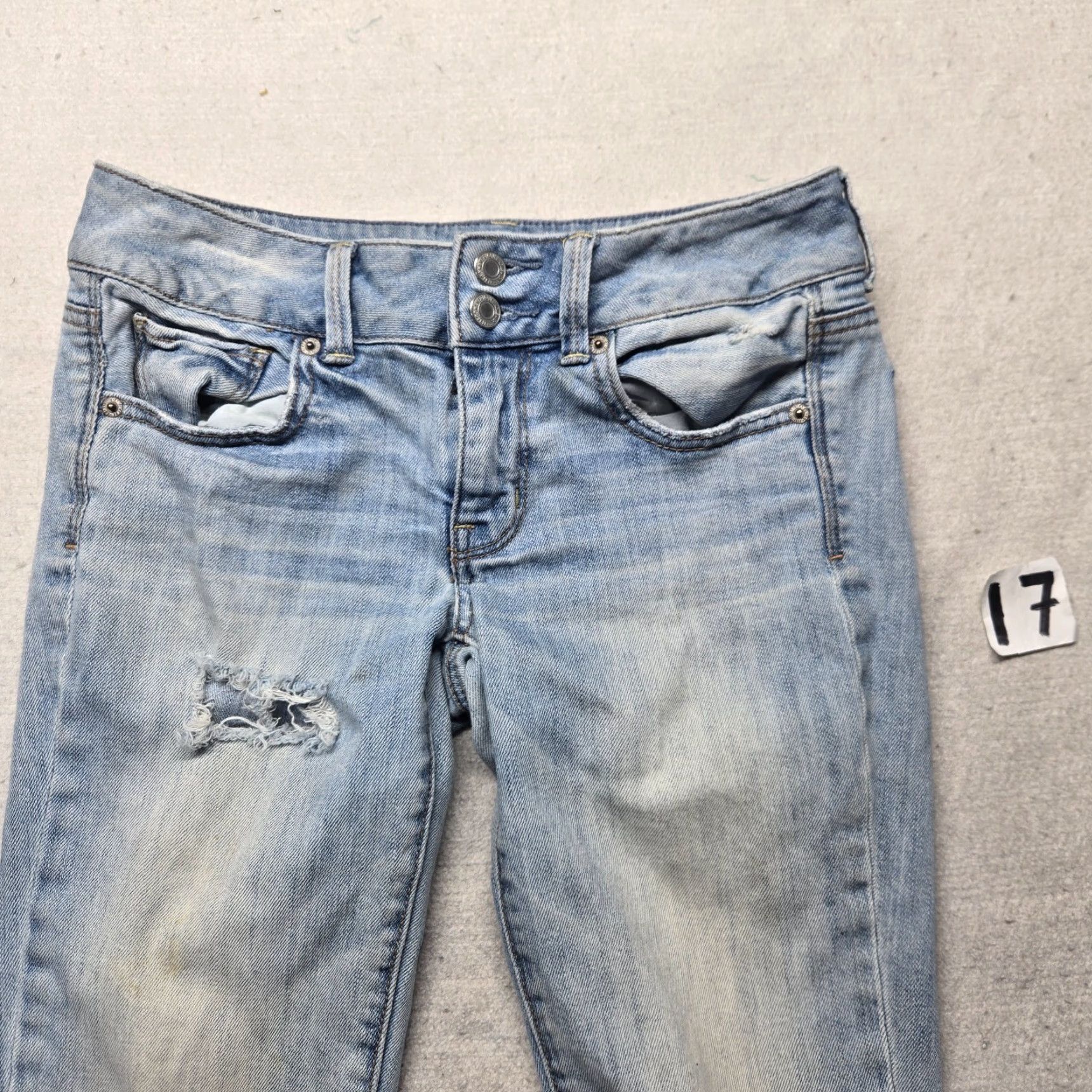 American Eagle Outfitters American Eagle Outfitters Jeans Artist Crop Light Blue 2 Women's Cropped Stretch Modern 90s? Size 26" / US 2 / IT 38 - 3 Thumbnail