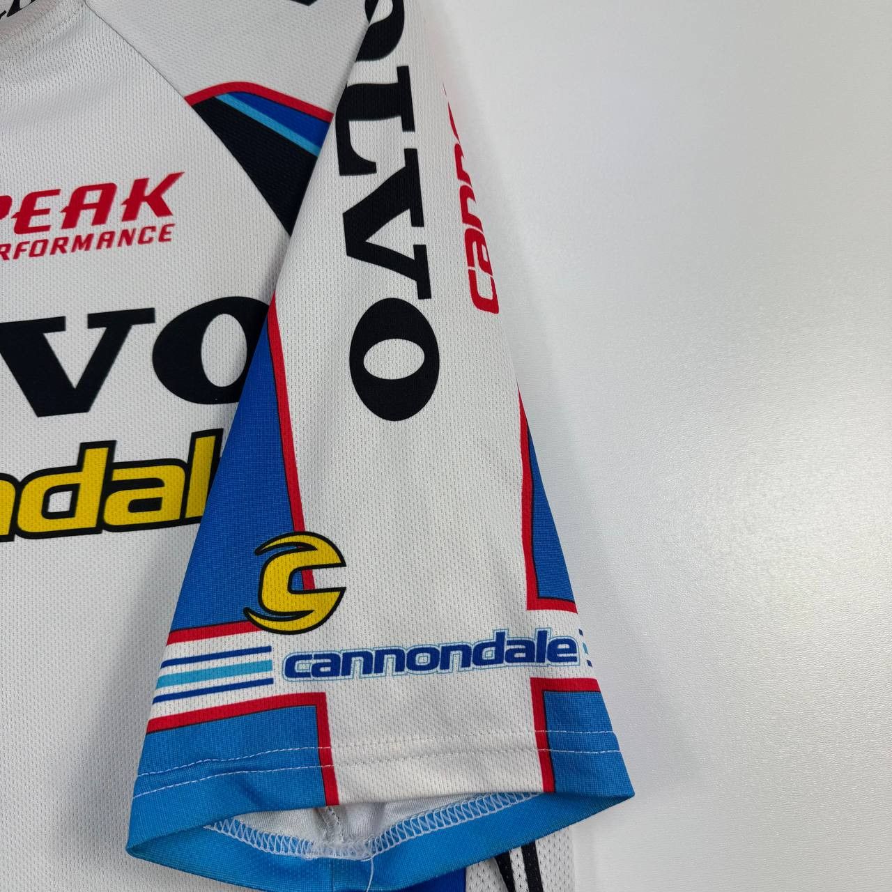Other Volvo Cannondale Cycling Jersey Peak Performance Mens Size L Size US L / EU 52-54 / 3 - 3 Thumbnail