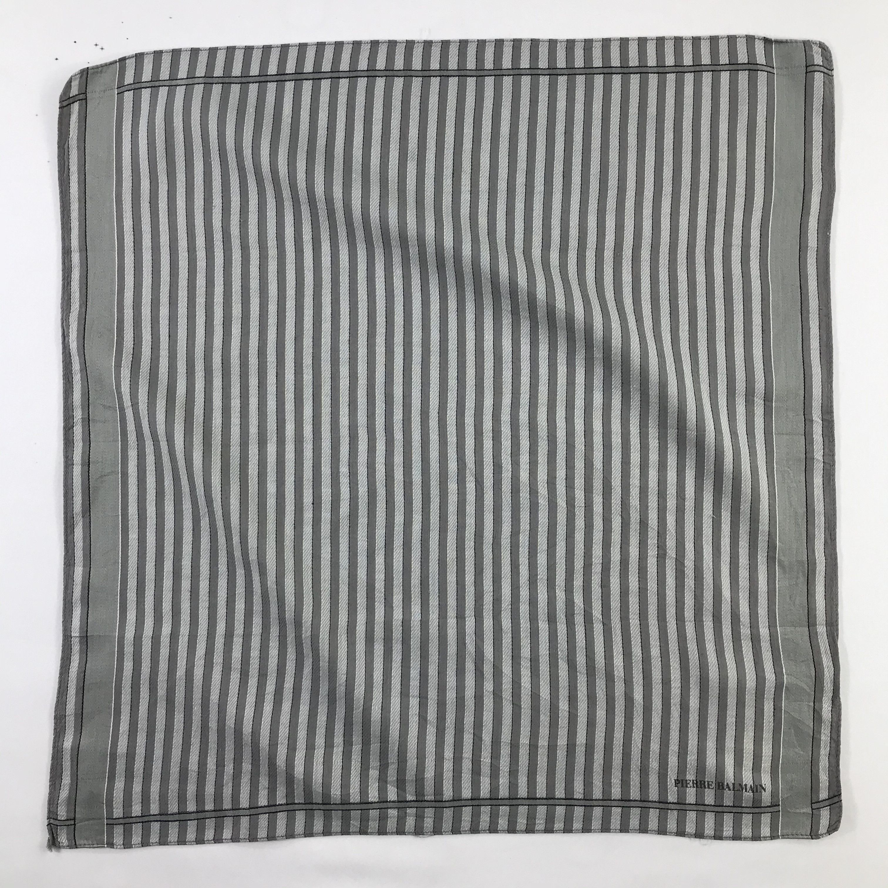 Pierre Balmain × Vintage Pierre Balmain Bandana / Handkerchief / Neckerchief - S584 Size ONE SIZE - 1 Thumbnail