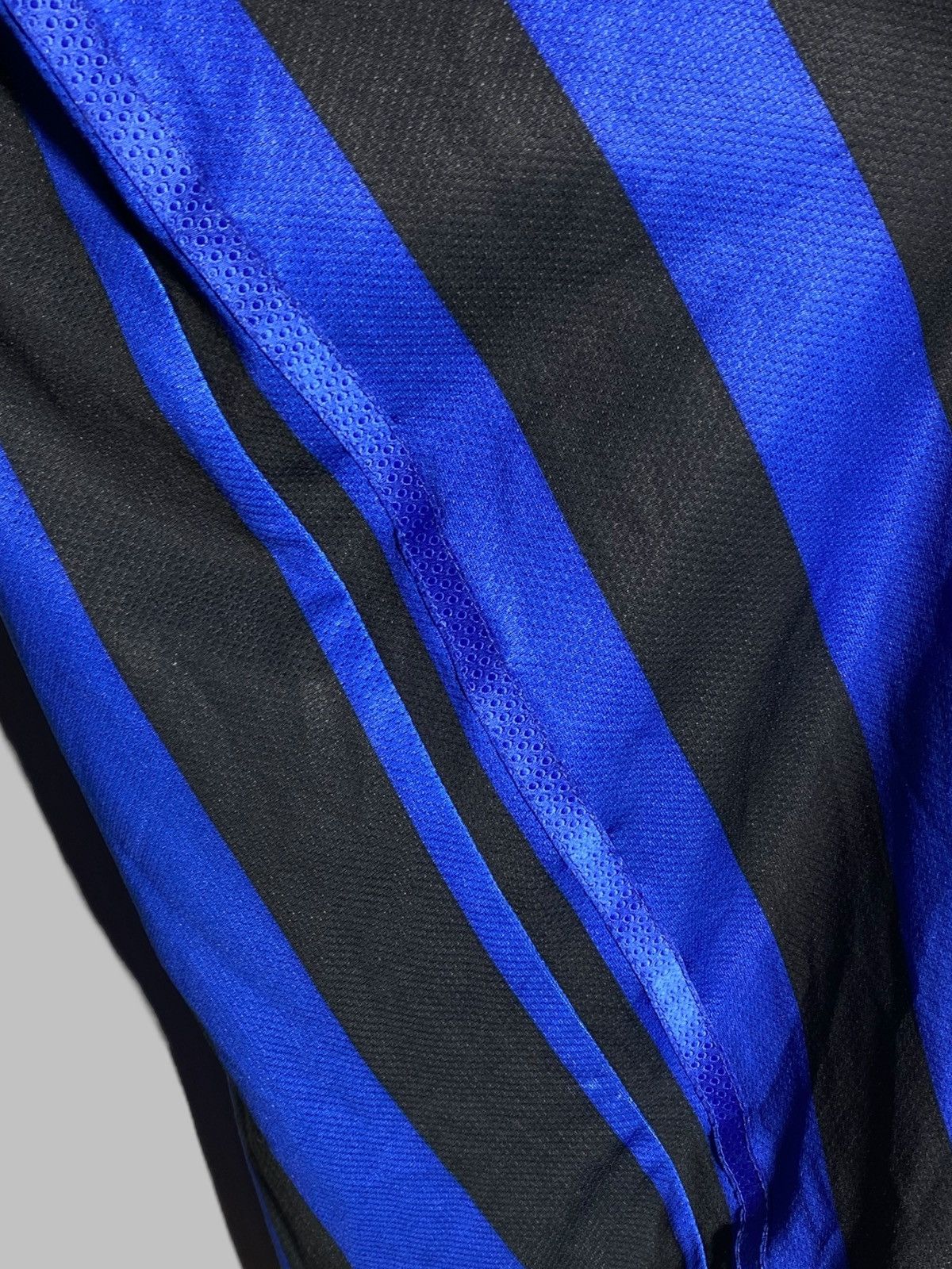 Nike 🔥 INTER MILAN 2010s NIKE PIRELLI JERSEY R9 VINTAGE VIBES Size US S / EU 44-46 / 1 - 9 Thumbnail