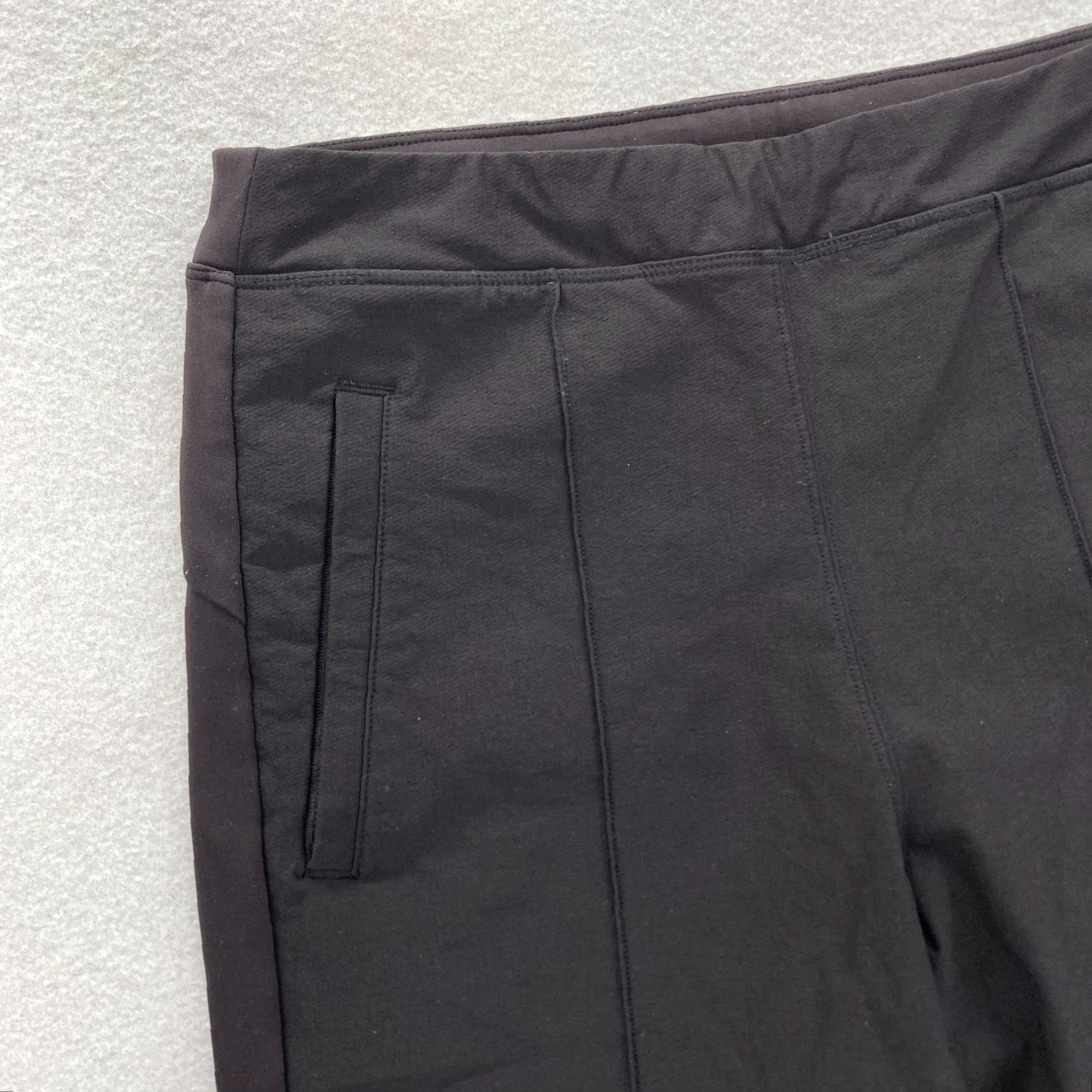 Athleta Athleta Headlands Hybrid Pant Women's 8 Black Nylon Stretch Ankle Cropped Pant Size 30" / US 8 / IT 44 - 3 Thumbnail