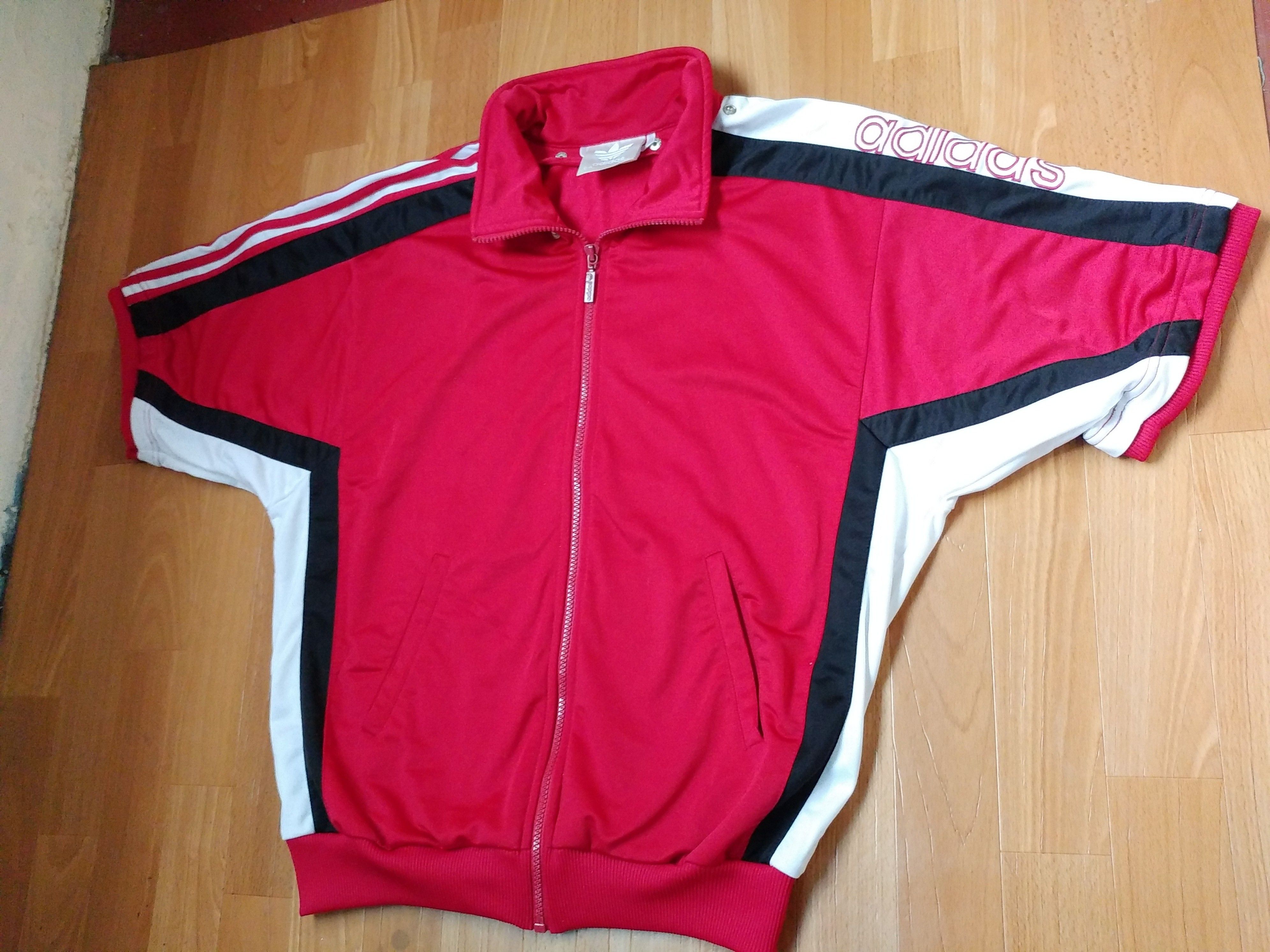 Adidas ADIDAS jersey, vintage hip hop t-shirt 90s skater 1990s S Size US S / EU 44-46 / 1 - 4 Thumbnail