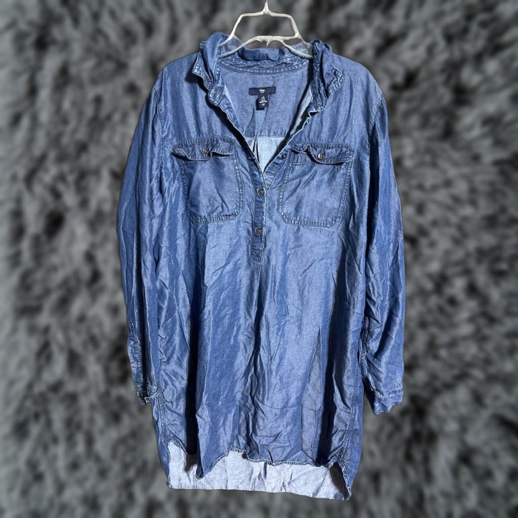 Gap **Gap Denim Popover Dress Blue Womens Long Sleeve** User: Gap Denim Popover Dress Blue Womens Long Sleeve Size M / US 6-8 / IT 42-44 - 1 Thumbnail