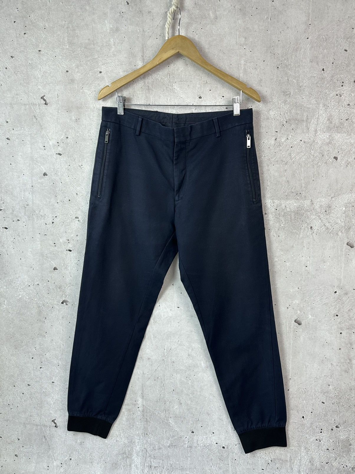 Cos Cos Navy Zip Pocket Joggers Pants Size US 34 / EU 50 - 1 Thumbnail