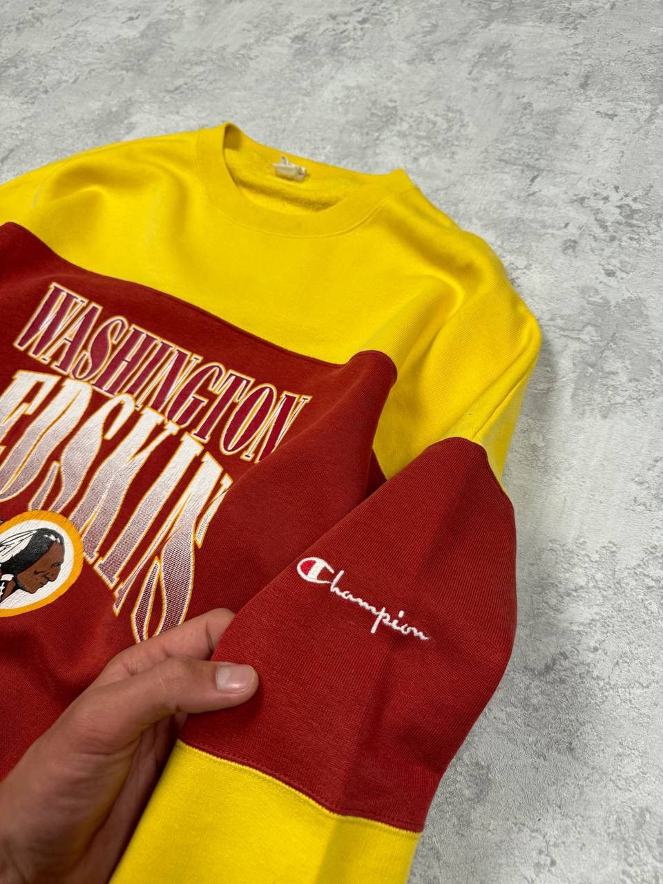 Champion Vintage 80’s Champion Washington Redskins Sweatshirt Size M Size US M / EU 48-50 / 2 - 4 Thumbnail