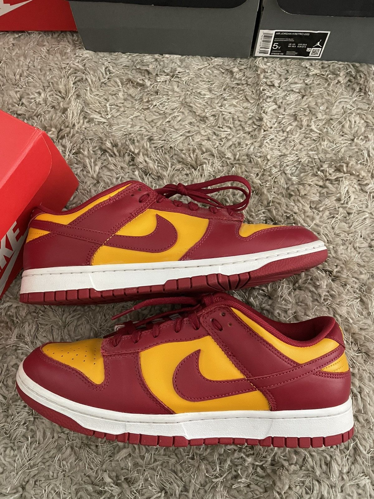 Nike Nike Dunk Low USC Size US 11 / EU 44 - 2 Thumbnail