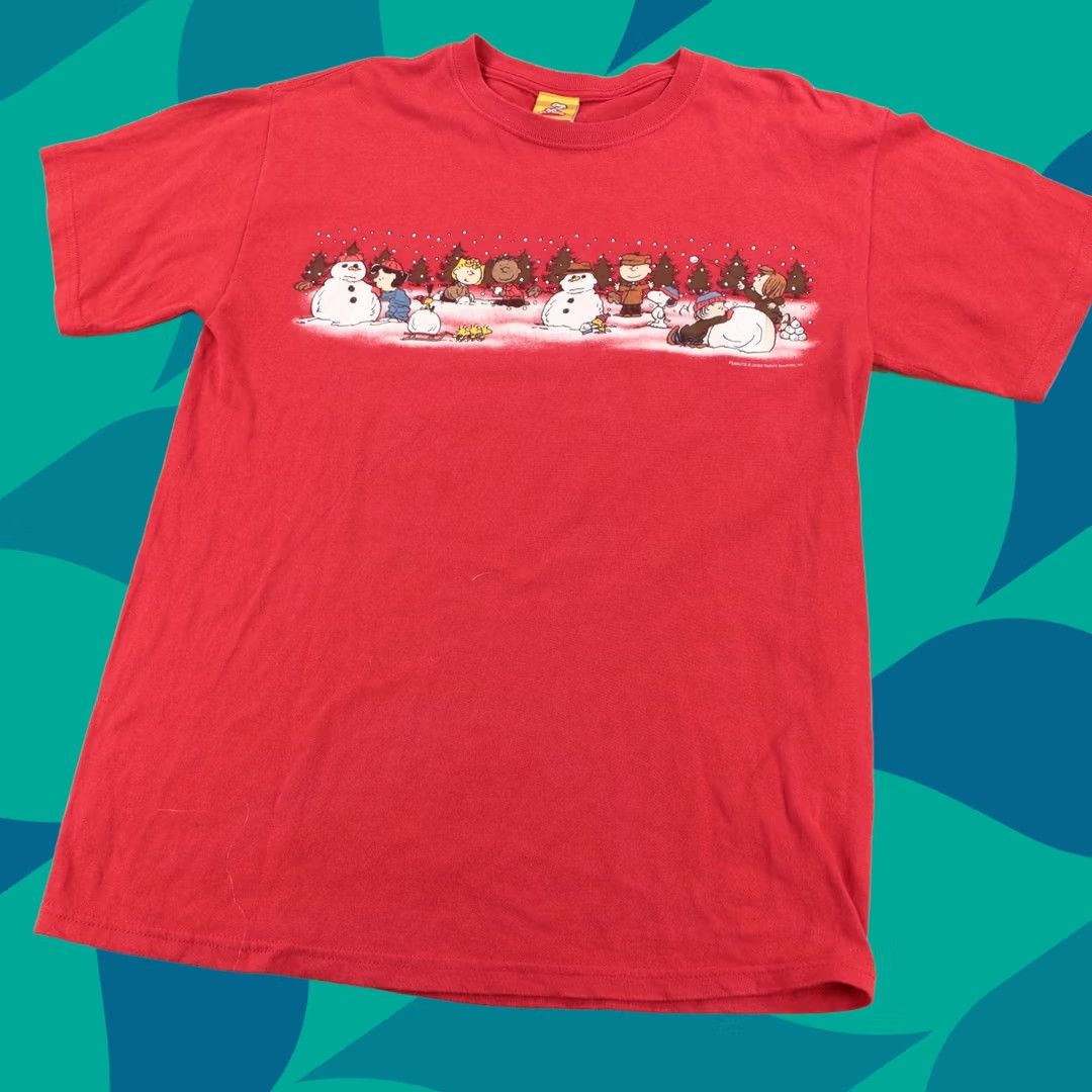 Gildan PEANUTS By Schultz winter snowman cast t-shirt MEDIUM Christmas cute holiday Size US M / EU 48-50 / 2 - 1 Thumbnail