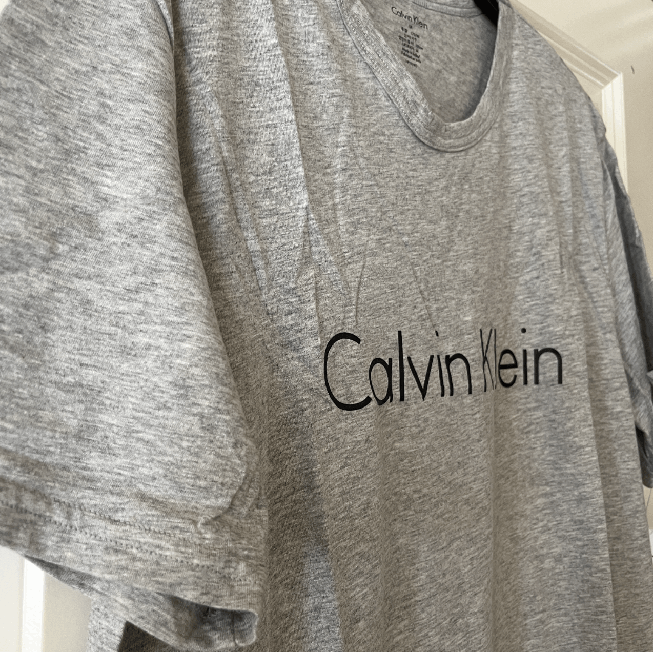 Calvin Klein Calvin Klein Men's Logo Crewneck Lounge T-Shirts Grey Size US S / EU 44-46 / 1 - 4 Thumbnail