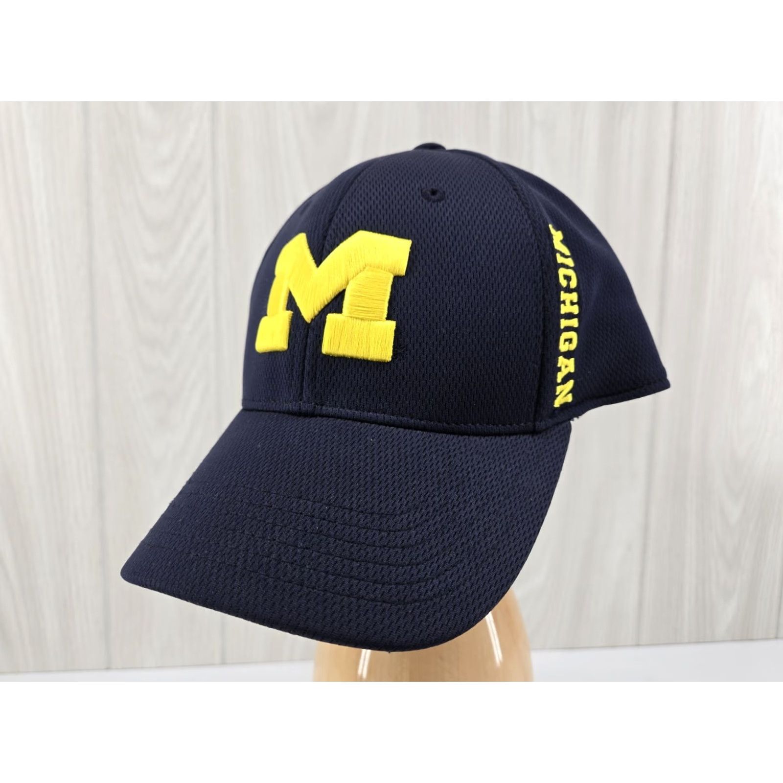 Top Of The World Top of the World University Of Michigan Hat Memory Fit L/XL UM Embroidered TOW Cap - Unisex Adults, Baseball Cap, Blue Size ONE SIZE - 2 Thumbnail