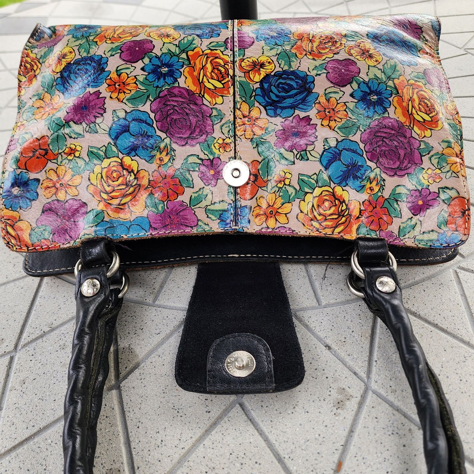 Patricia Nash Patricia Nash Rienzo Floral Spanish Villa Shoulder Bag Size ONE SIZE - 6 Thumbnail