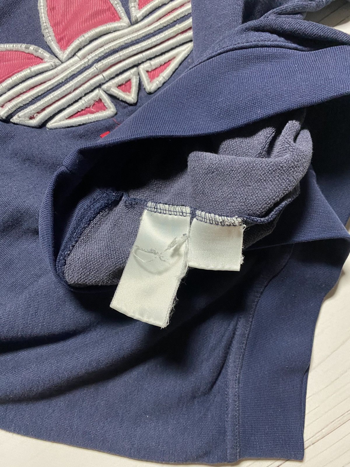 Adidas × Vintage Vintage Adidas Big Logo box fit faded oversize sweatshirt Size US S / EU 44-46 / 1 - 5 Thumbnail