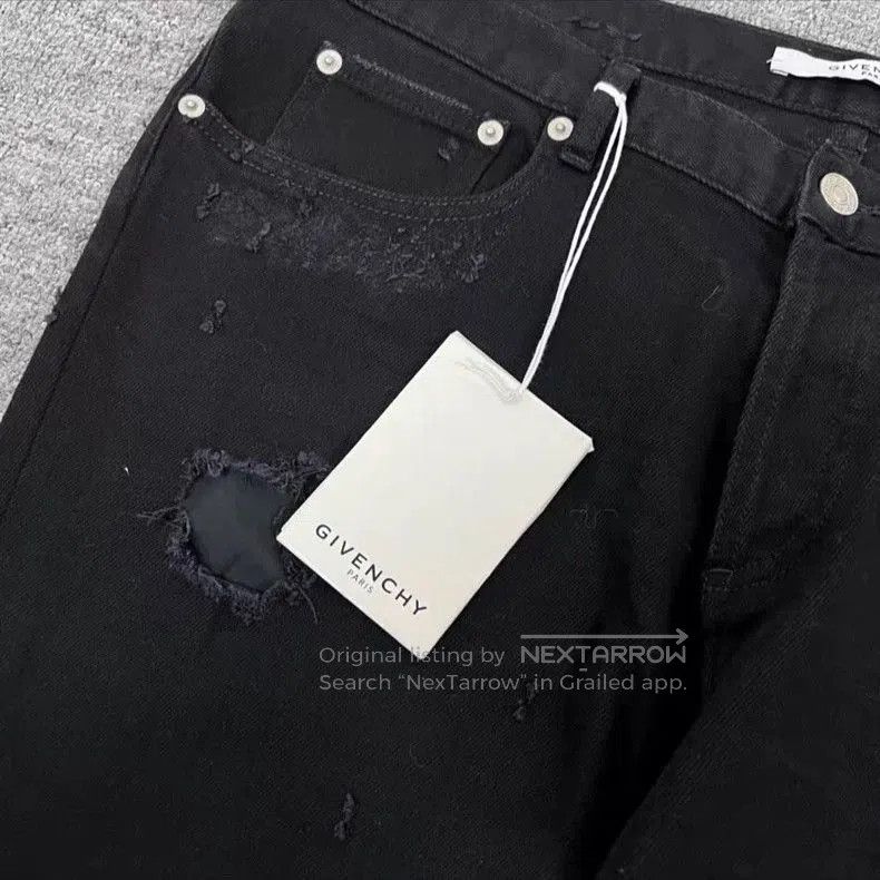 Givenchy Givenchy Distressed Denim Jeans Runway . Size US 35 - 5 Thumbnail