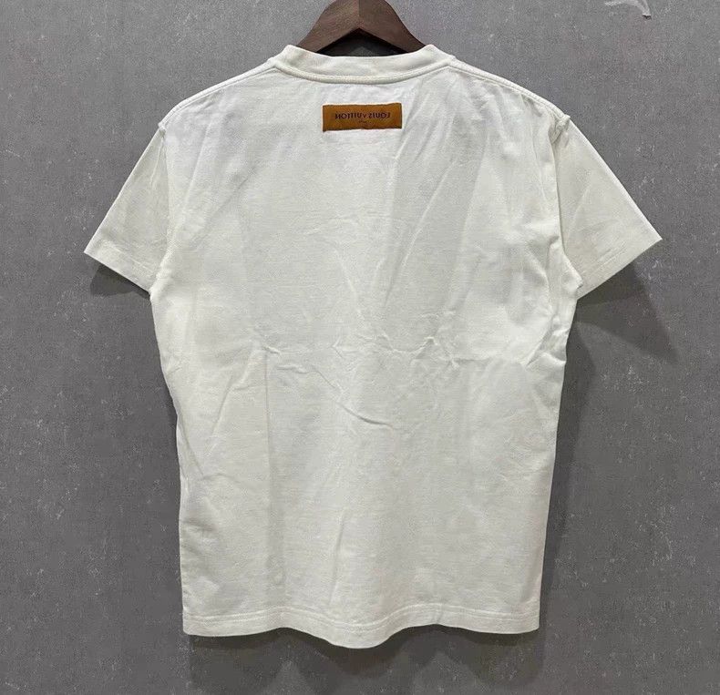 Louis Vuitton louis vuitton White embossed logo short sleeve Size US XL / EU 56 / 4 - 2 Thumbnail
