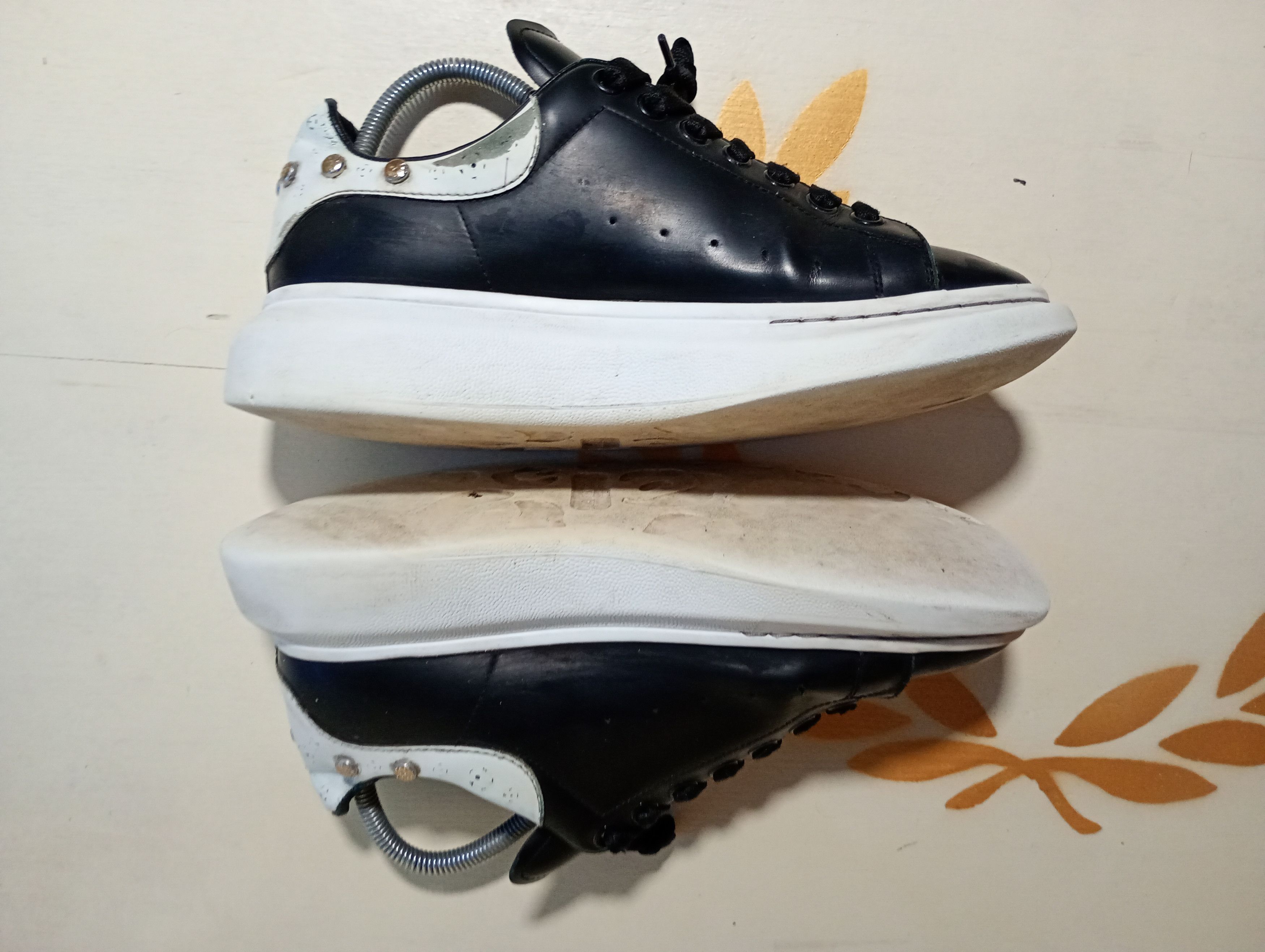 Alexander McQueen Alexander McQueen Sneakers Size US 8 / EU 41 - 8 Thumbnail