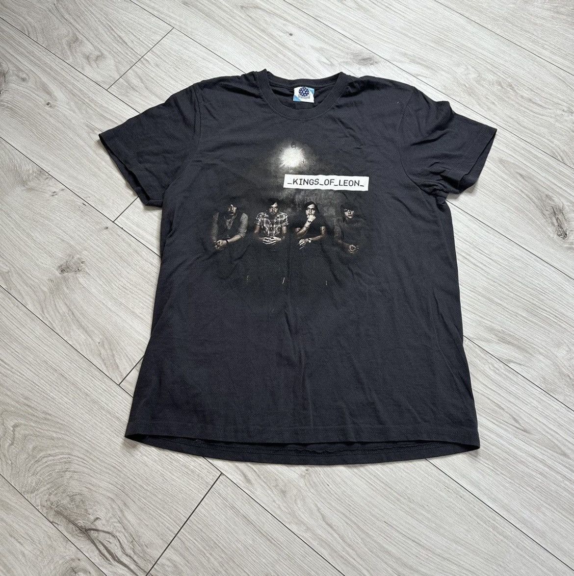 Band Tees Vintage 2008 Kings of Leon Only By The Night Black Tour Tee Size US L / EU 52-54 / 3 - 1 Thumbnail