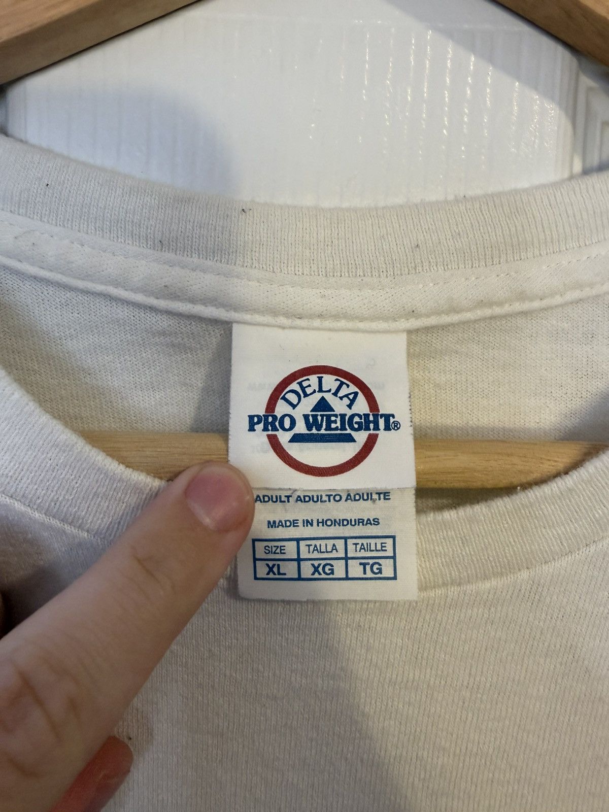 Vintage Ford NASCAR Hall of Fans Promo Tee White XL Delta Pro Weight Size US XL / EU 56 / 4 - 3 Thumbnail