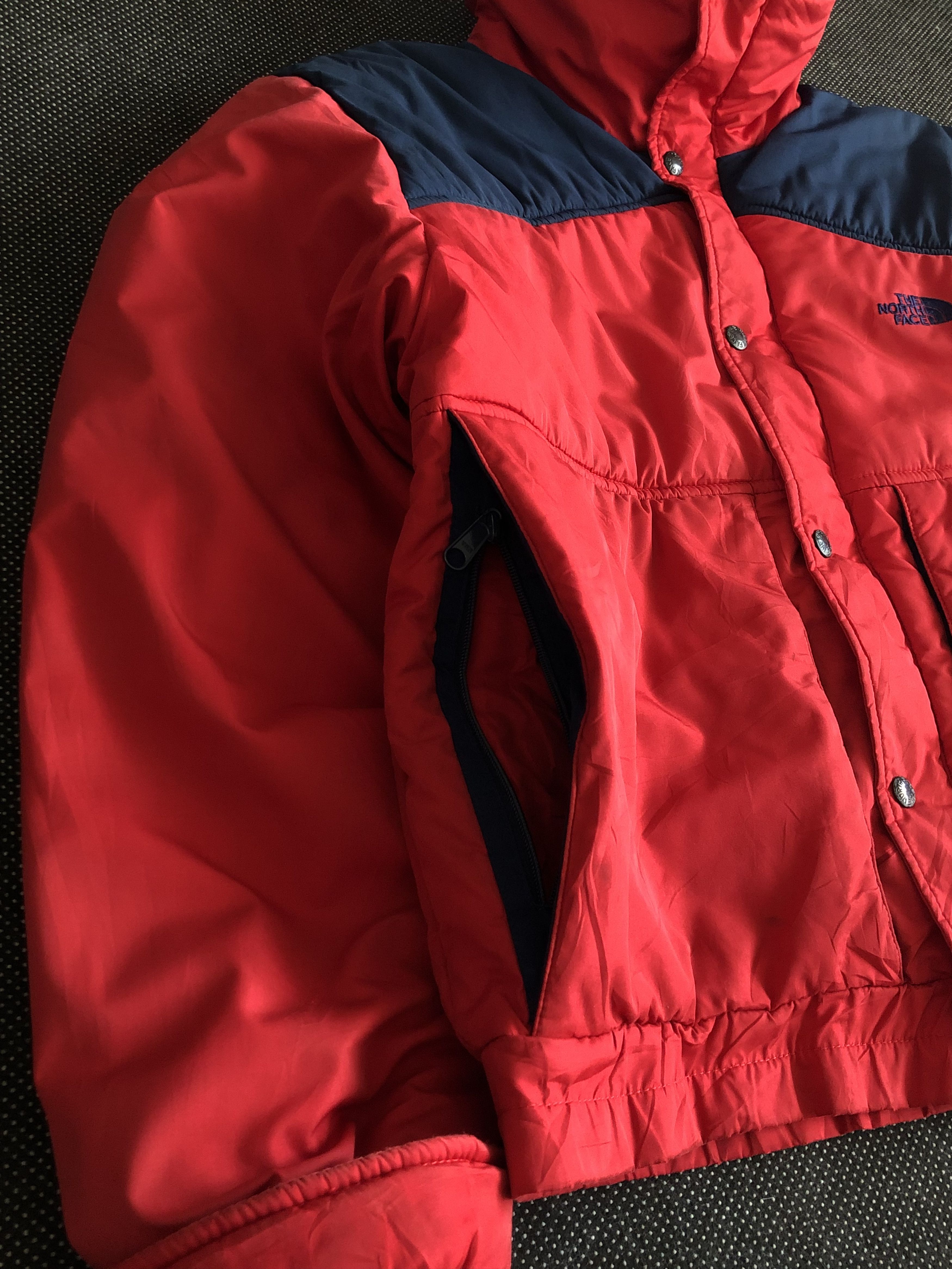 The North Face RARE🔥VINTAGE TNF BLUE LABEL X DUPONT LIGHT PUFFER JACKET Size US M / EU 48-50 / 2 - 9 Thumbnail