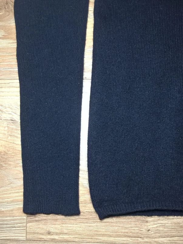 Other 100% cashmere sweater jumper navy black vintage Size M / US 6-8 / IT 42-44 - 5 Thumbnail