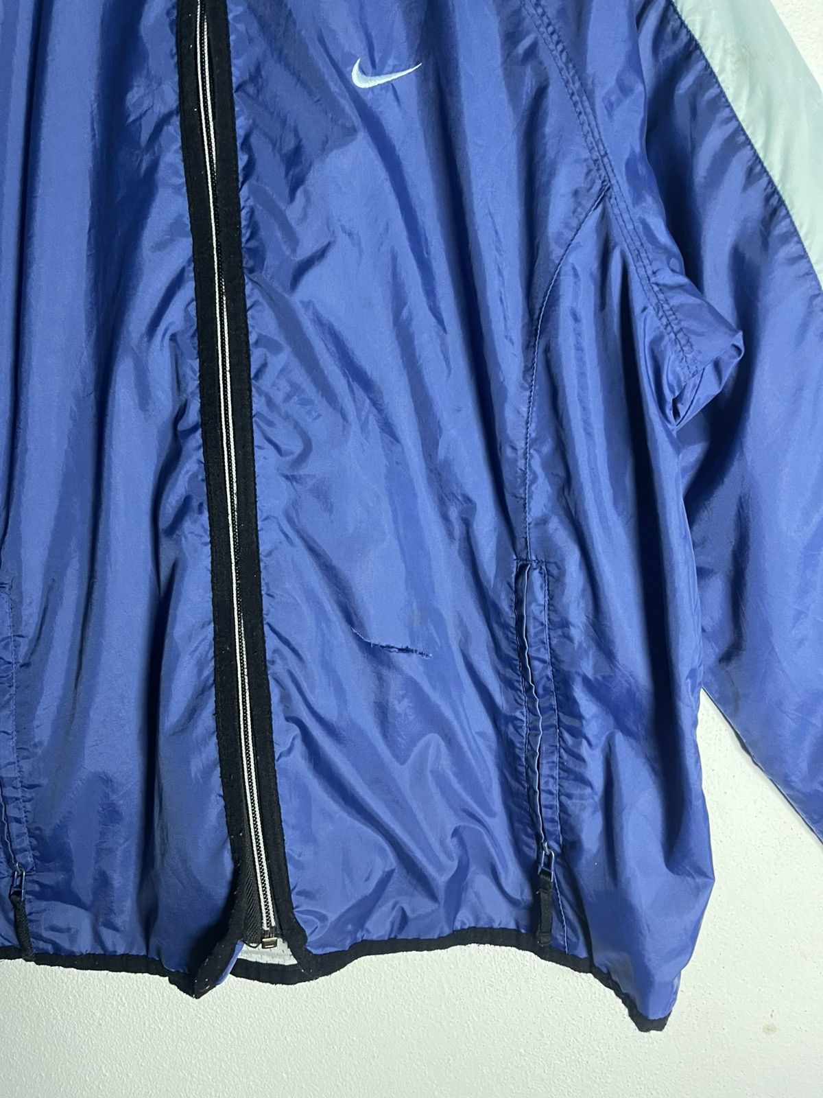 Nike Vintage NIKE Windbreaker . Size M Size US M / EU 48-50 / 2 - 9 Thumbnail