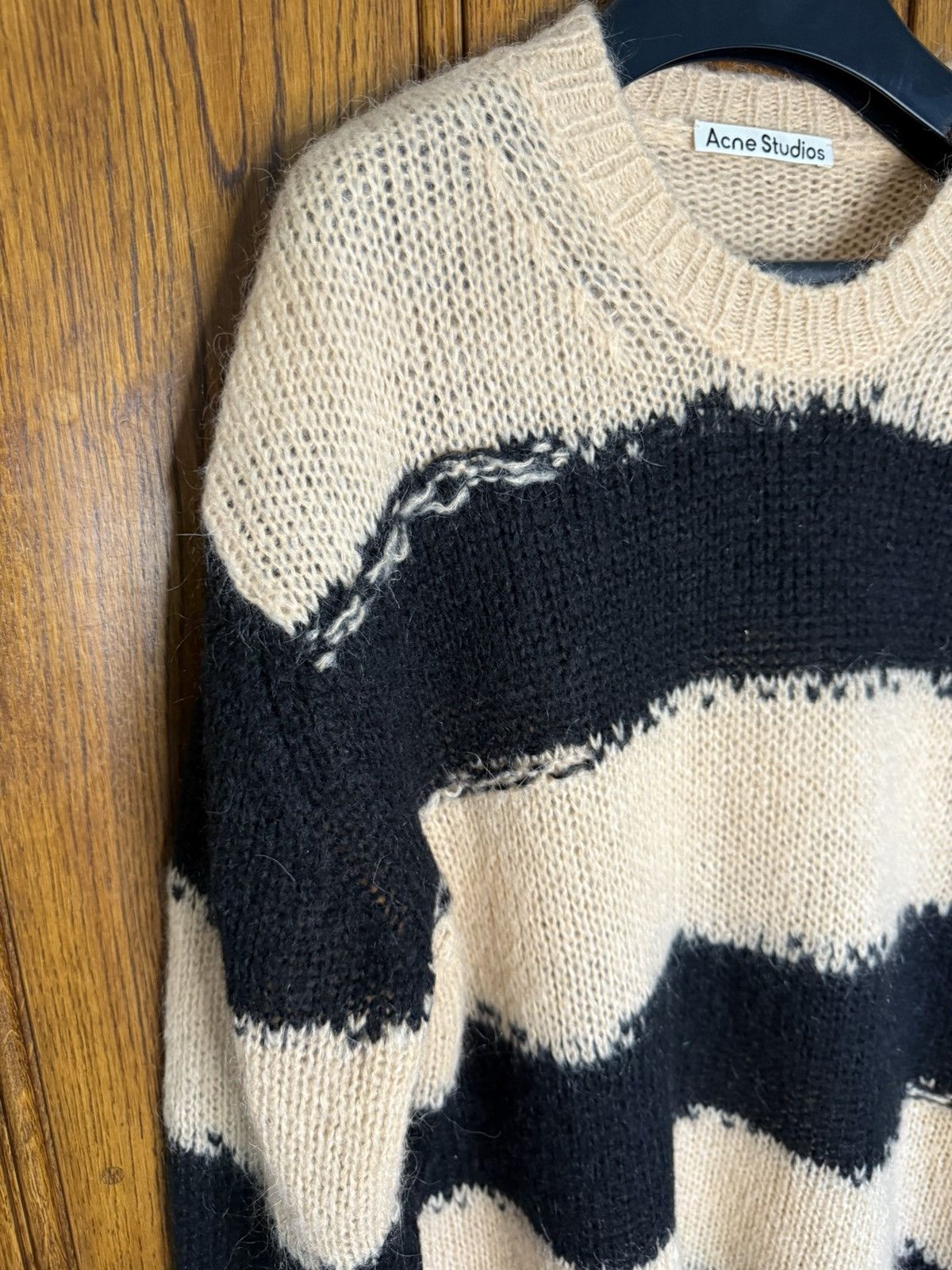 Acne Studios Acne Studios mohair knit sweater distressed grail Size US L / EU 52-54 / 3 - 13 Thumbnail