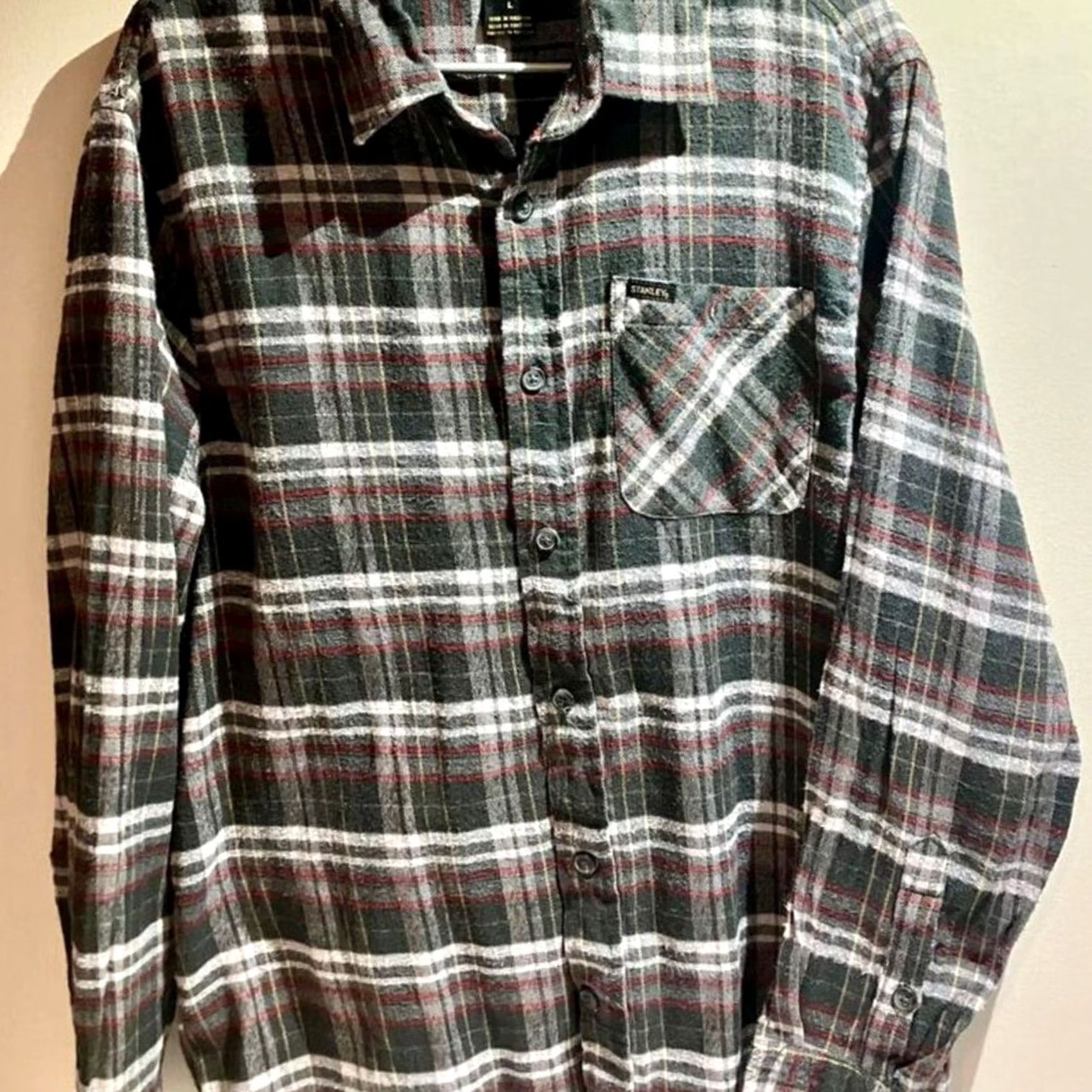 Vintage VINTAGE Stanley Plaid Flannel Shirt Gray Red Long Sleeve Button Up Mens Size L Size US L / EU 52-54 / 3 - 2 Thumbnail