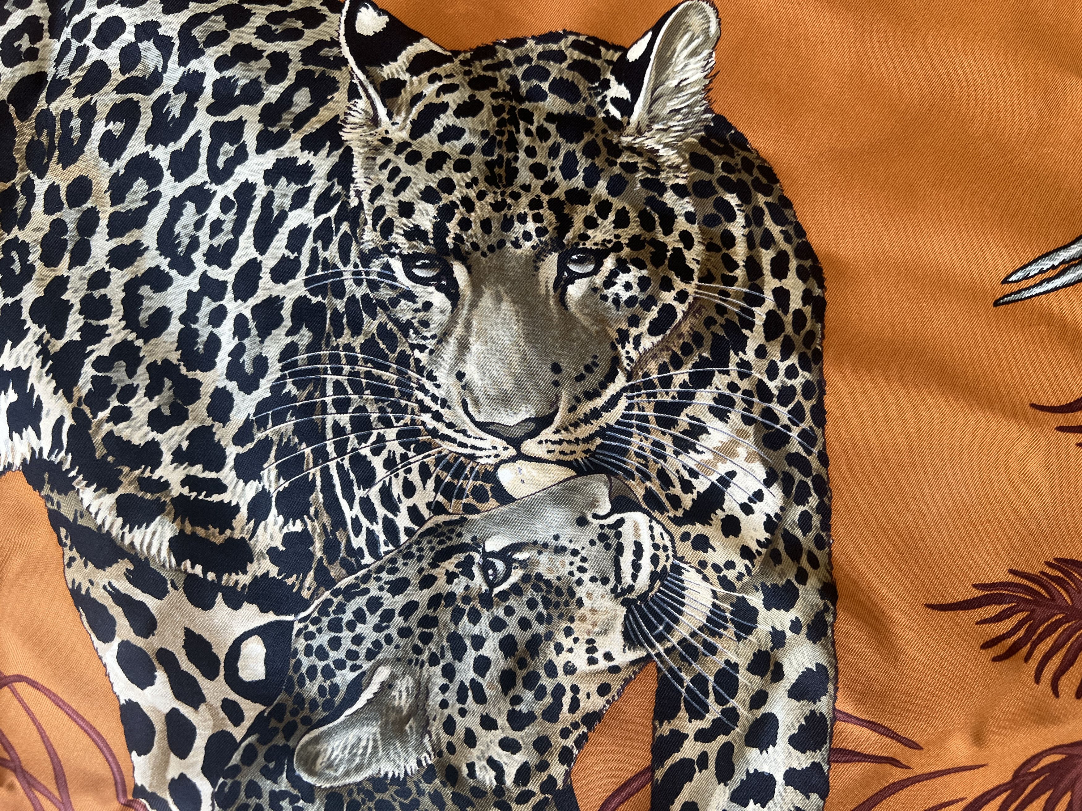 Hermes Vintage Hermès Jungle Love Maroon Scarf Carre 90 With Box Size ONE SIZE - 3 Thumbnail