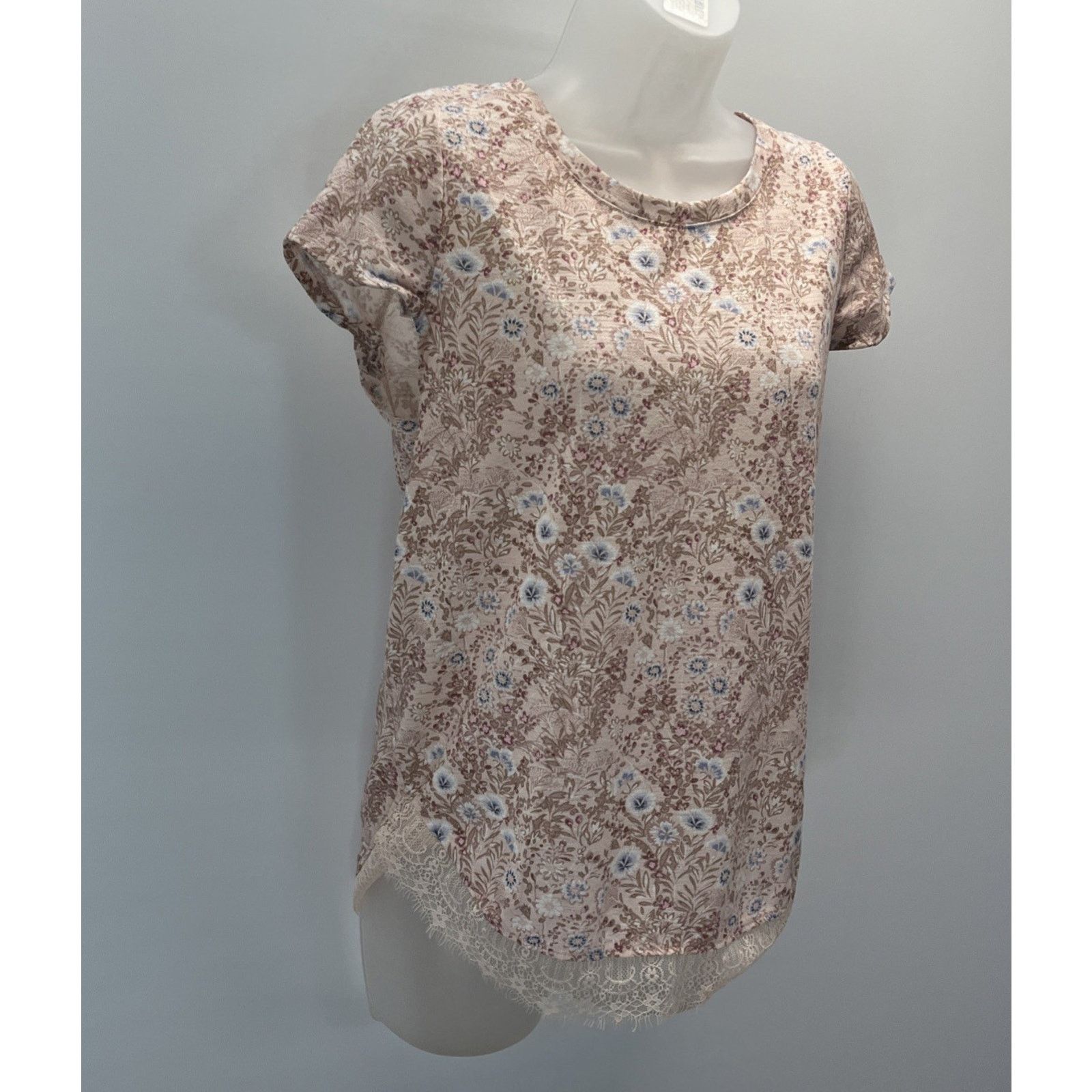 Lauren Conrad LAUREN CONRAD Floral Lace Tee Women's Sz XS Shortsleeve Size XS / US 0-2 / IT 36-38 - 3 Thumbnail