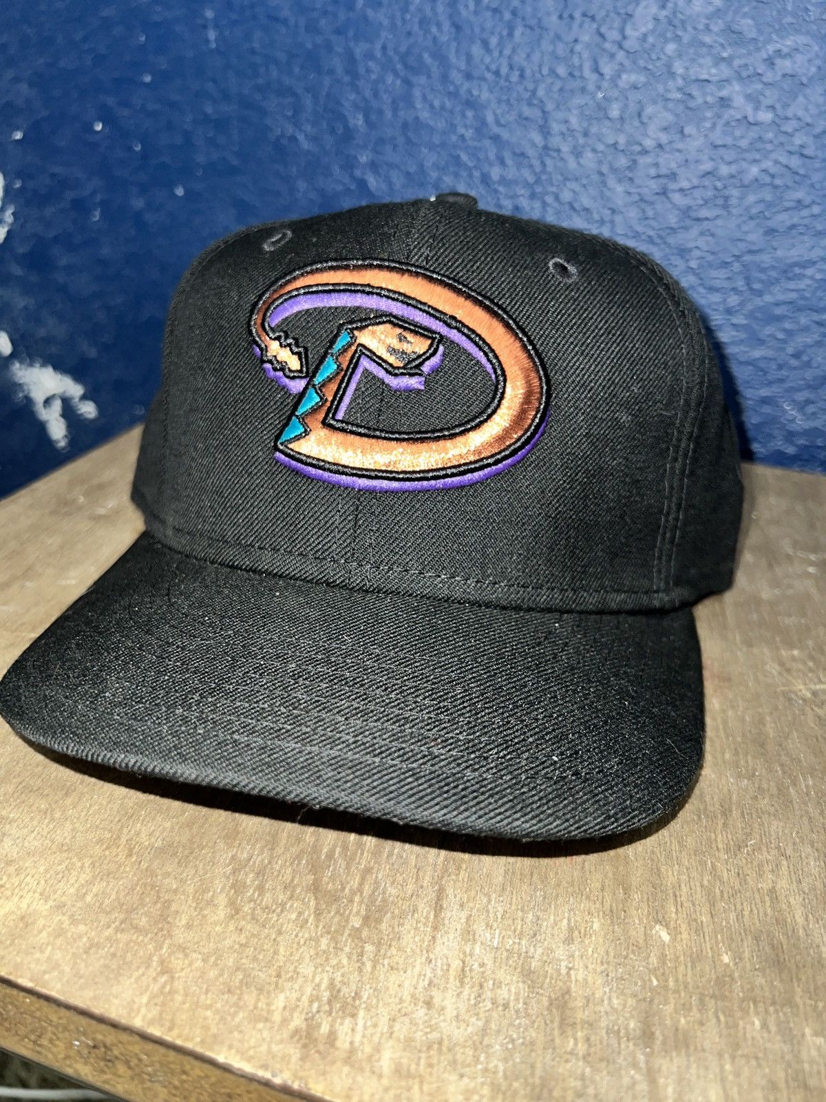 New Era × Vintage Vintage Arizona Diamondbacks fitted size 7 1/4 Size ONE SIZE - 1 Thumbnail