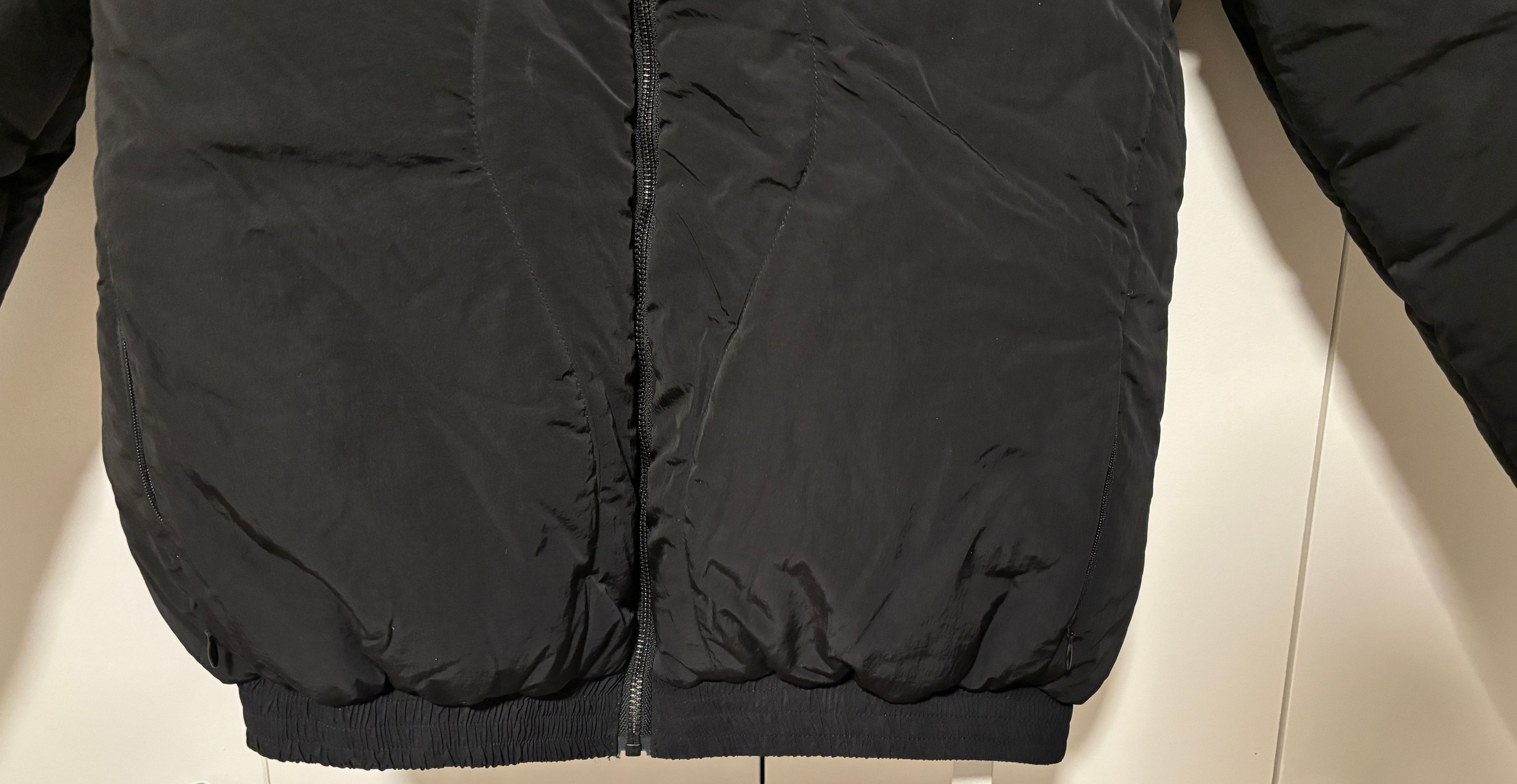 Cottweiler USD$850 BNWT Erosion Puffa Black Bomber Jacket M-L Size US M / EU 48-50 / 2 - 15 Thumbnail