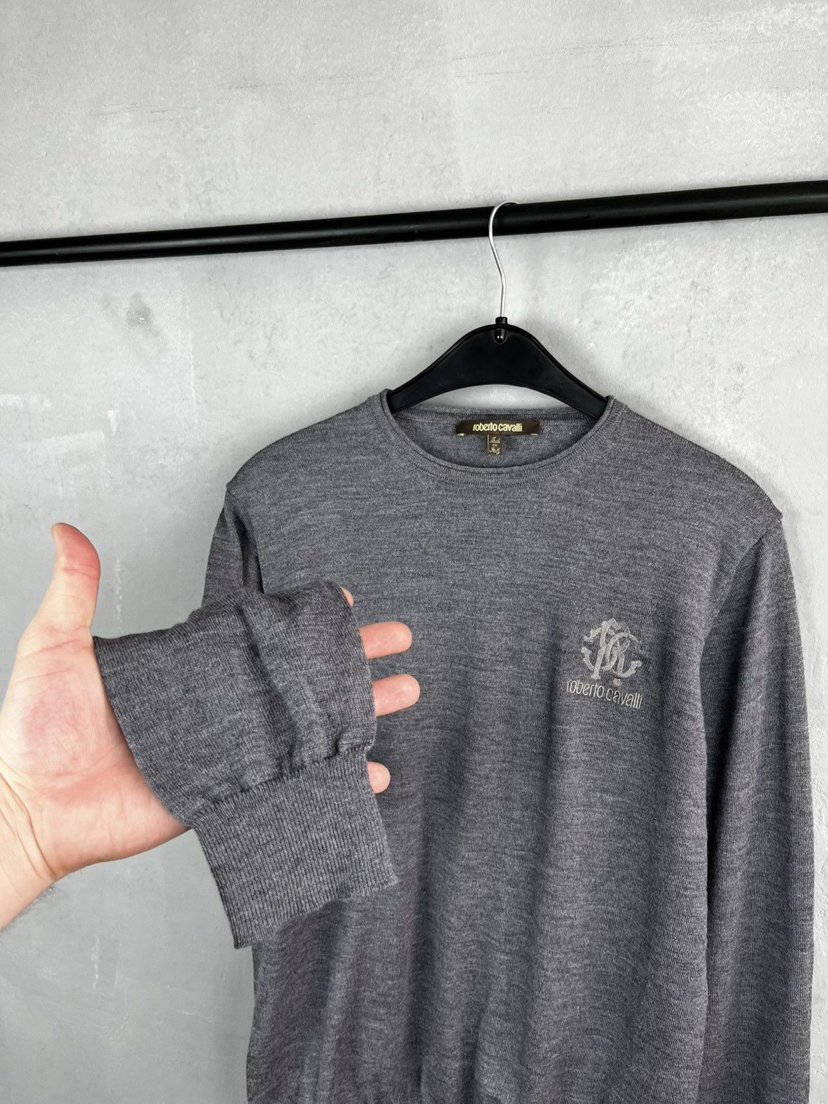 Just Cavalli × Roberto Cavalli Roberto cavalli wool sweater size m Size US M / EU 48-50 / 2 - 5 Thumbnail