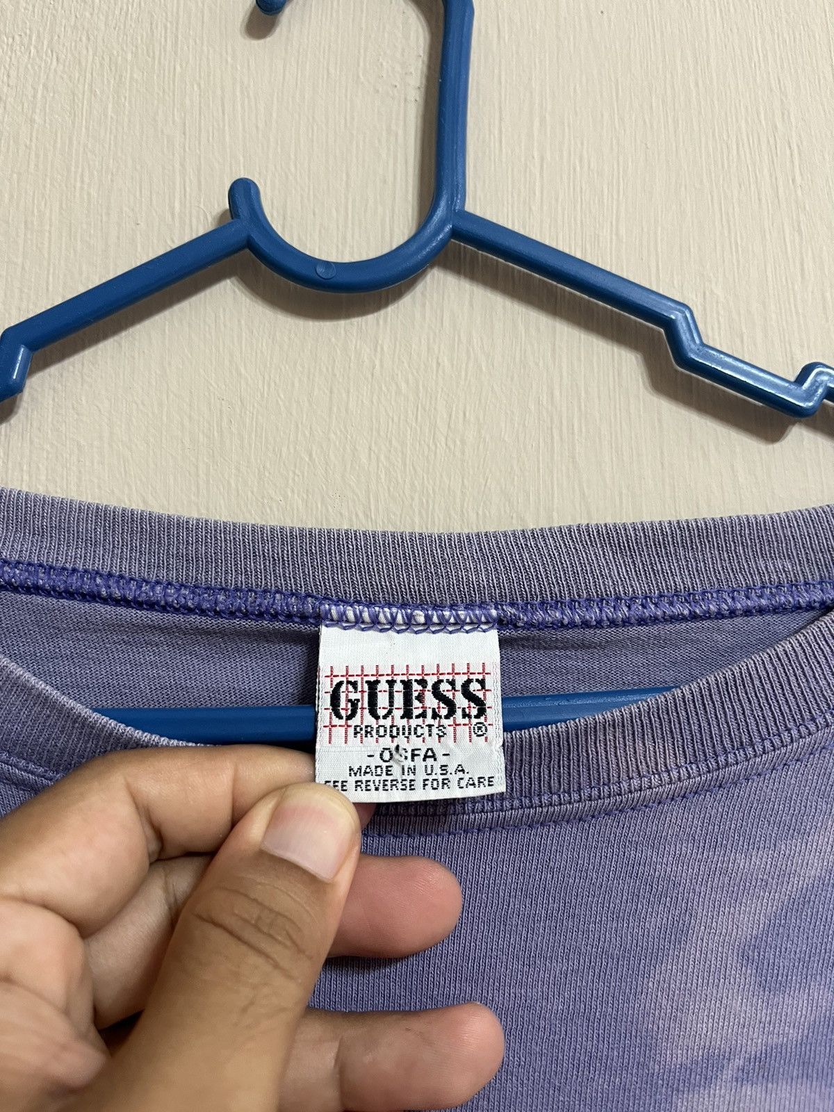 Guess A vintage Thrashed Faded Bleach Guess Shirt Size US L / EU 52-54 / 3 - 10 Thumbnail
