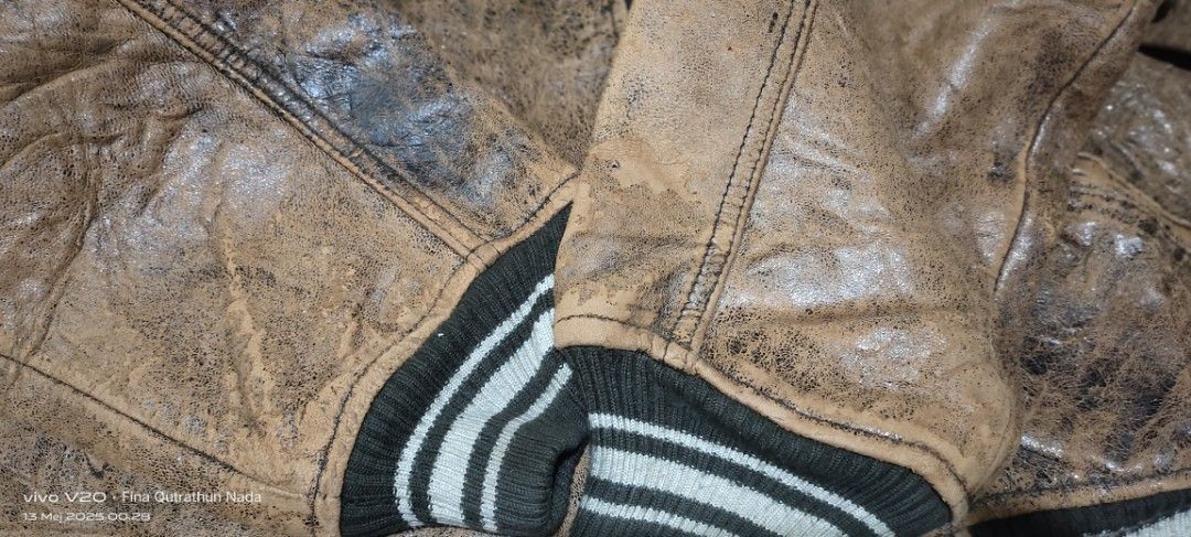 Vintage Avirex iconic Leather Jacket (S)