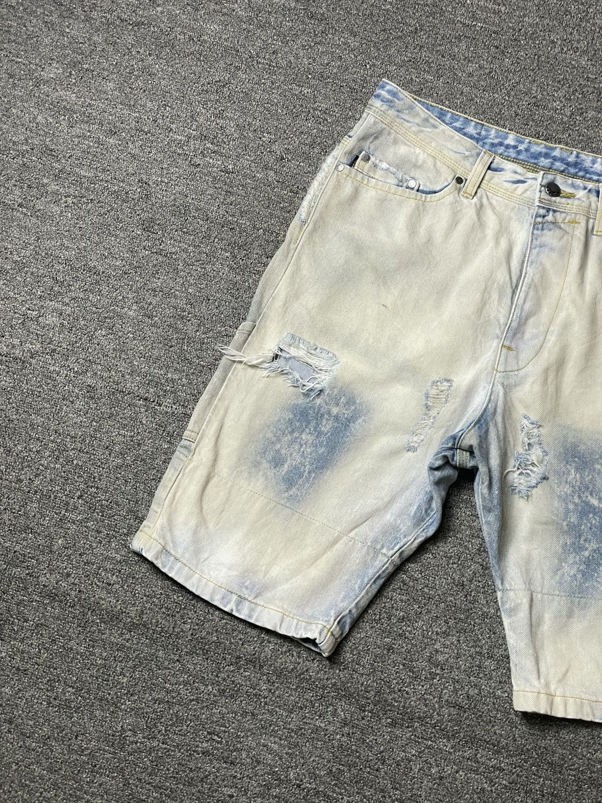 Japanese Brand × Vintage FIFTYFIVEDSL Blue Acid Wash Short Jeans (104) Size US 31 - 4 Thumbnail