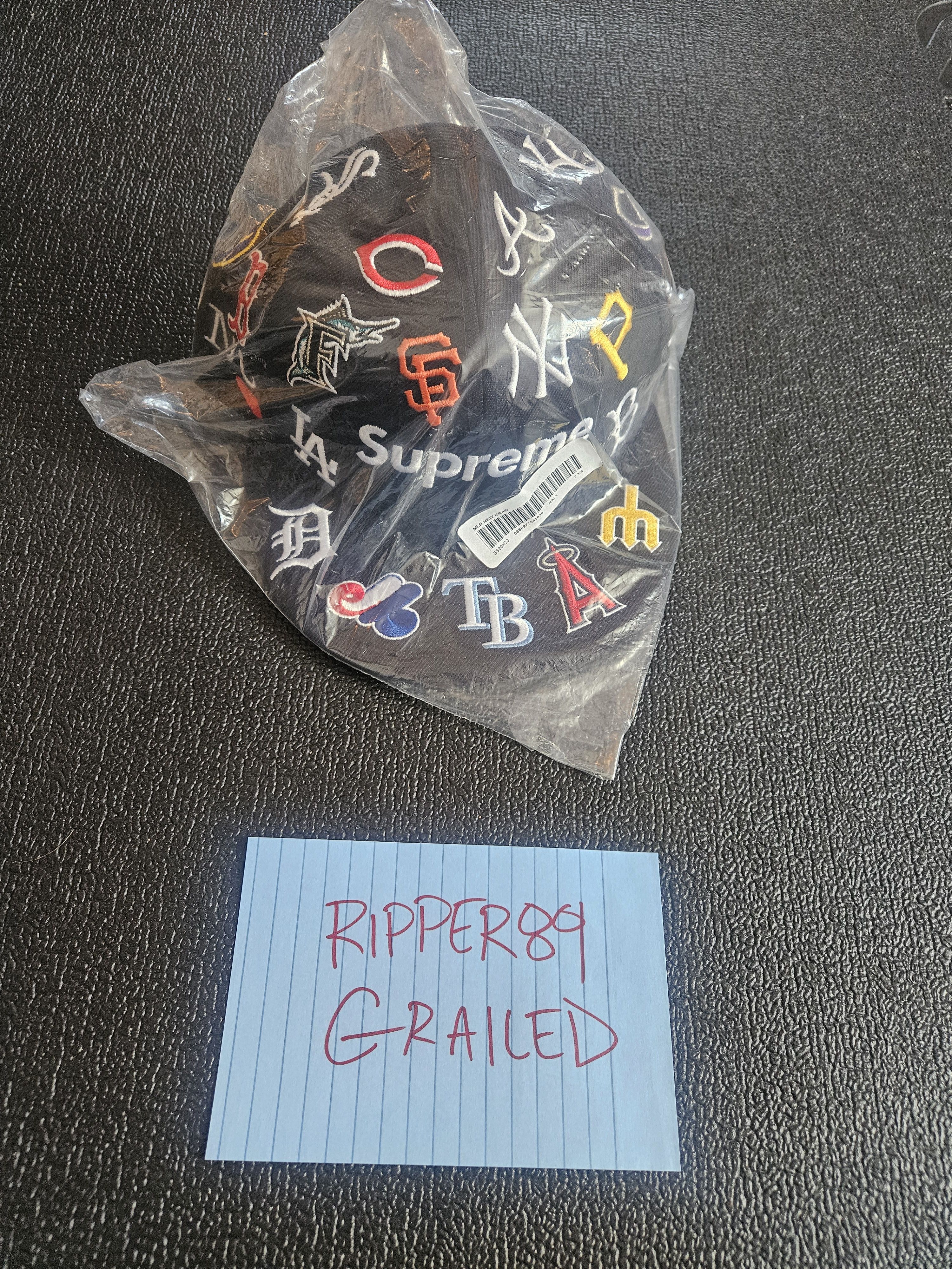 Supreme Supreme MLB Logos Hat - Navy - Size 7 3/8 - NEW Size ONE SIZE - 1 Thumbnail