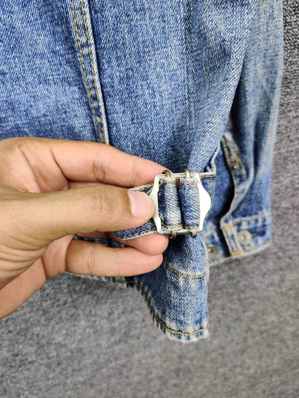Uniqlo Vintage Thrashed Uniqlo Distressed Zipper Denim Jacket Size US XL / EU 56 / 4 - 8 Thumbnail
