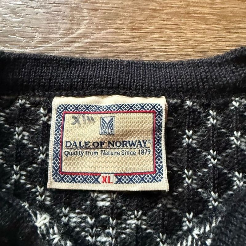Dale Of Norway Vintage Dales of Norway B&W Knit Sweater Size XL / US 12-14 / IT 48-50 - 2 Thumbnail