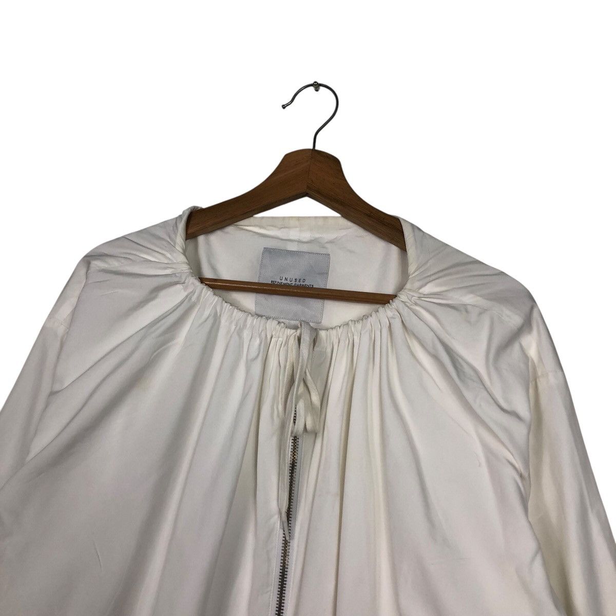 Japanese Brand Rich White Parachute Bike Jacket Unused Refinement Garments Size US M / EU 48-50 / 2 - 9 Thumbnail