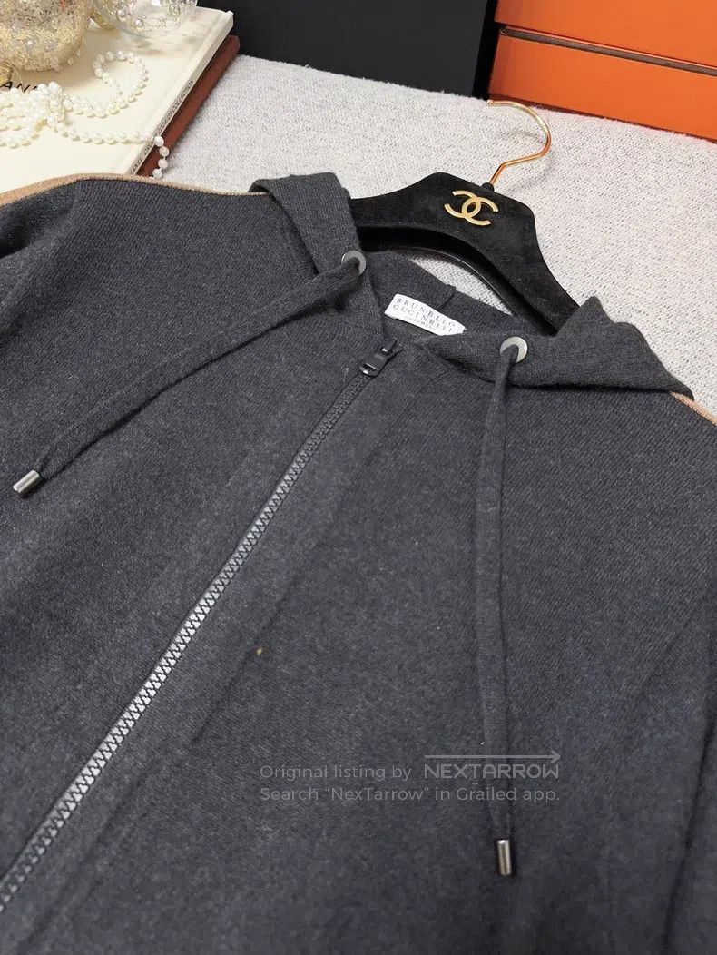 Brunello Cucinelli Brunello Cucinelli Dark Gray and Khaki Color Cashmere Hood Size S / US 4 / IT 40 - 4 Thumbnail