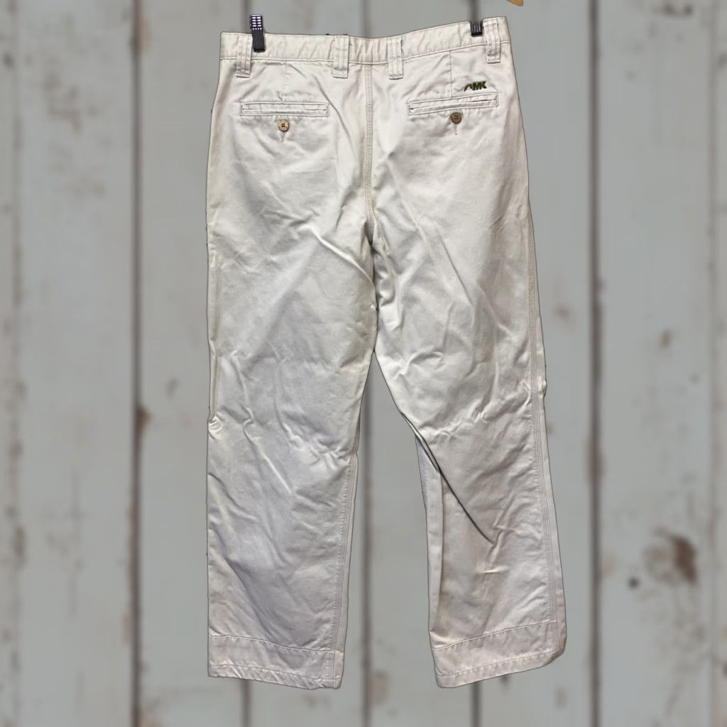 Mountain Khakis Mountain Khakis Pants Men 32 x 32 Canvas Khaki Beige Cotton Triple Stitched Flat Front Regular Inseam 32 Outdoor Teton Twill Pant Size US 32 / EU 48 - 1 Thumbnail