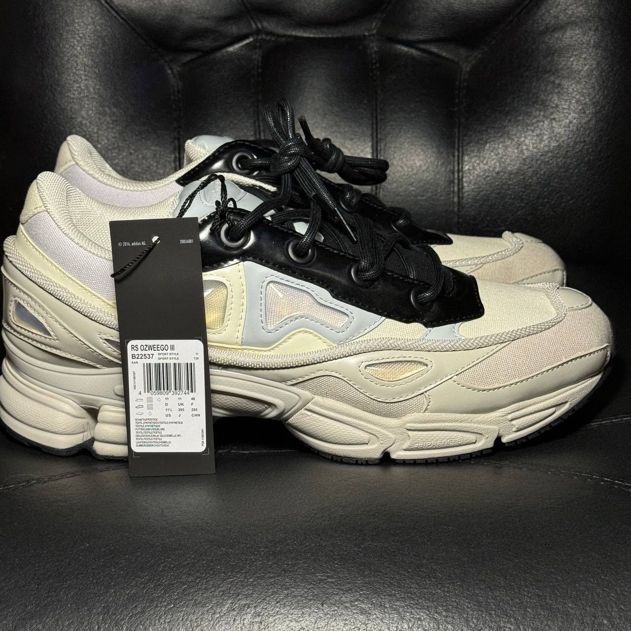 Adidas × Raf Simons Adidas Raf Simons Ozweego Cream Size US 11.5 / EU 44-45 - 1 Thumbnail