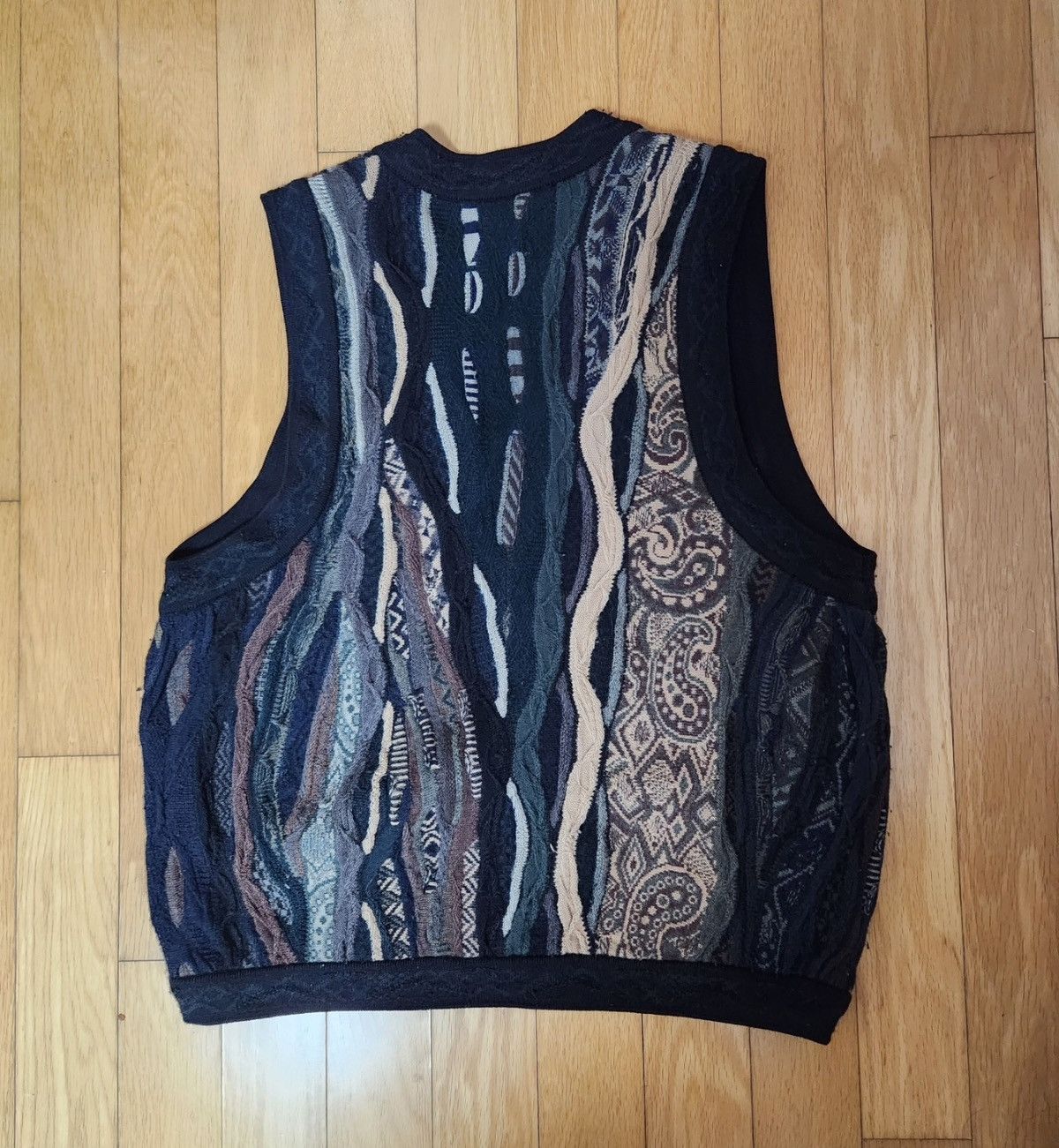 Coogi Coogi cable-knit button sleeveless Size US S / EU 44-46 / 1 - 2 Thumbnail
